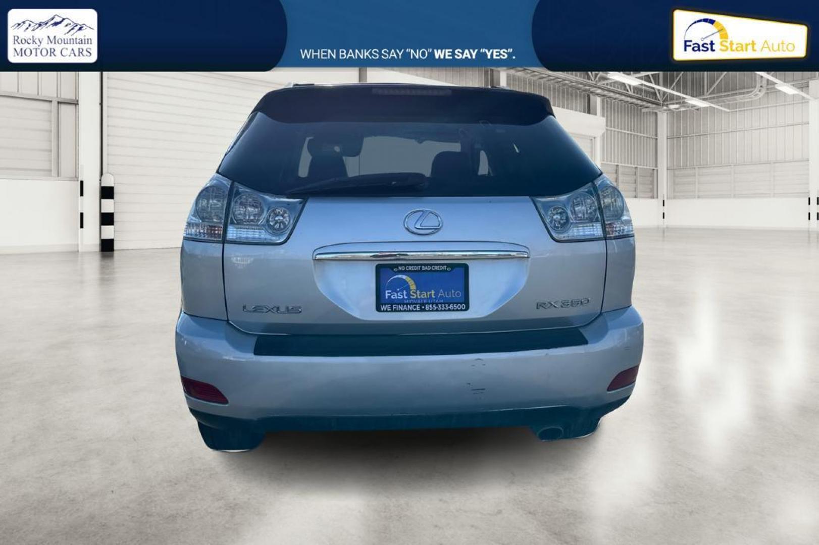2009 Silver Lexus RX 350 AWD (2T2HK31U09C) with an 3.5L V6 DOHC 24V engine, 5-Speed Automatic Overdrive transmission, located at 767 S State Road, Pleasant Grove, UT, 84062, (801) 785-1058, 40.354839, -111.736687 - Photo#4