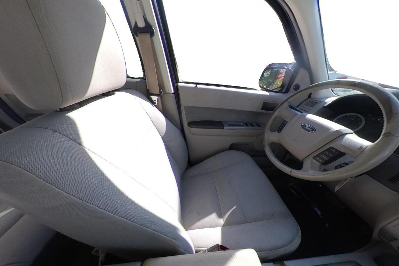 2010 Gray Ford Escape XLT FWD (1FMCU0DG3AK) with an 3.0L V6 DOHC 24V engine, 6-Speed Automatic transmission, located at 767 S State Road, Pleasant Grove, UT, 84062, (801) 785-1058, 40.354839, -111.736687 - Photo#17