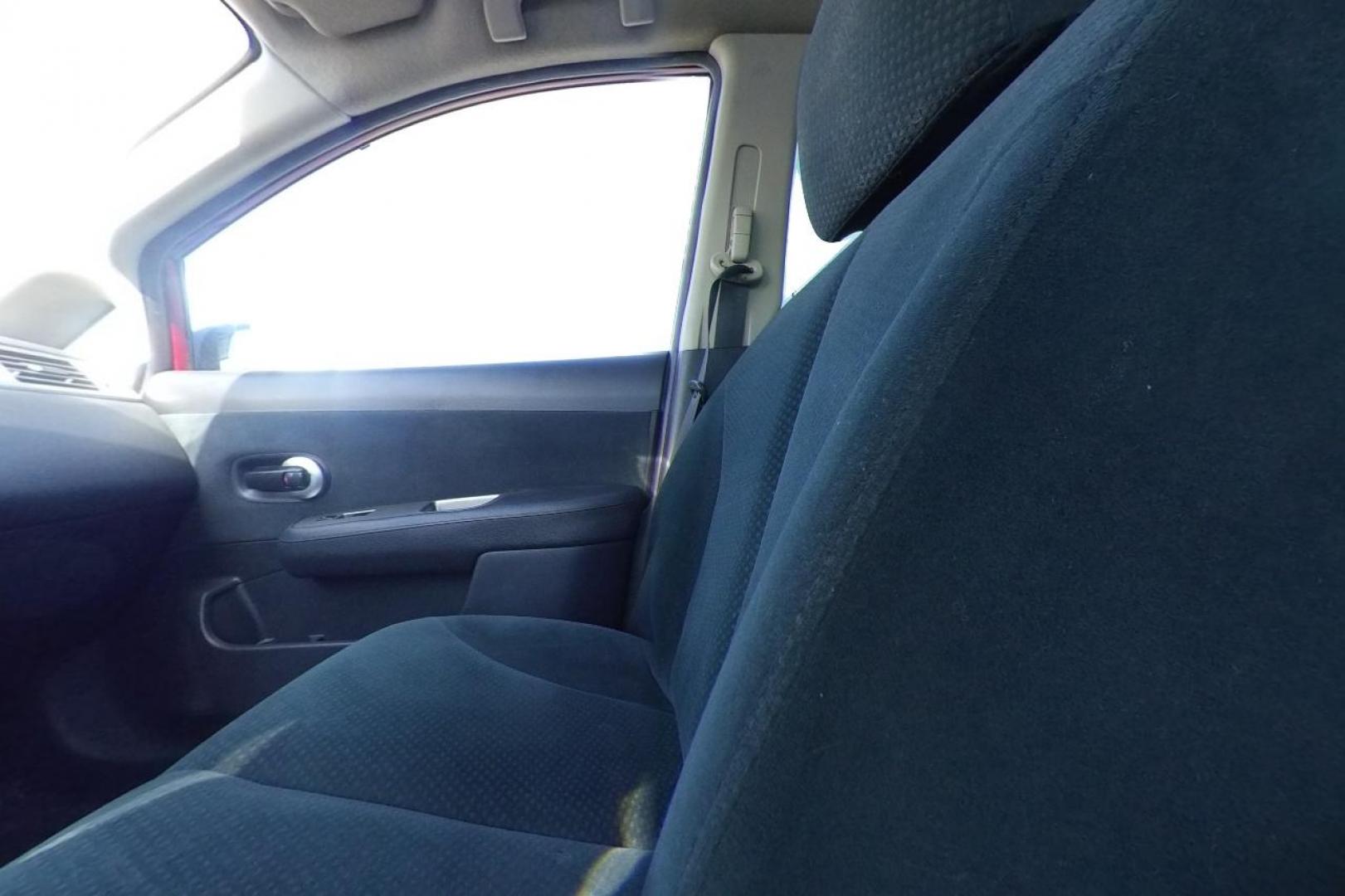 2010 Red Nissan Versa 1.8 S Sedan (3N1BC1AP2AL) with an 1.8L L4 DOHC 16V engine, Automatic, 4-Spd w/Overdrive transmission, located at 7755 State Street, Midvale, UT, 84047, (801) 753-9063, 40.610329, -111.892159 - Photo#17