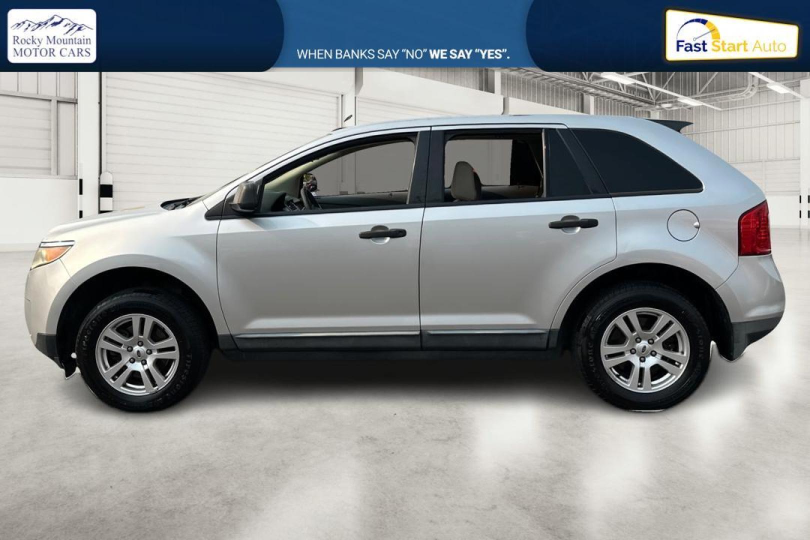 2011 Silver Ford Edge SE FWD (2FMDK3GC1BB) with an 3.5L V6 DOHC 24V engine, 6-Speed Automatic transmission, located at 7755 State Street, Midvale, UT, 84047, (801) 753-9063, 40.610329, -111.892159 - Photo#6