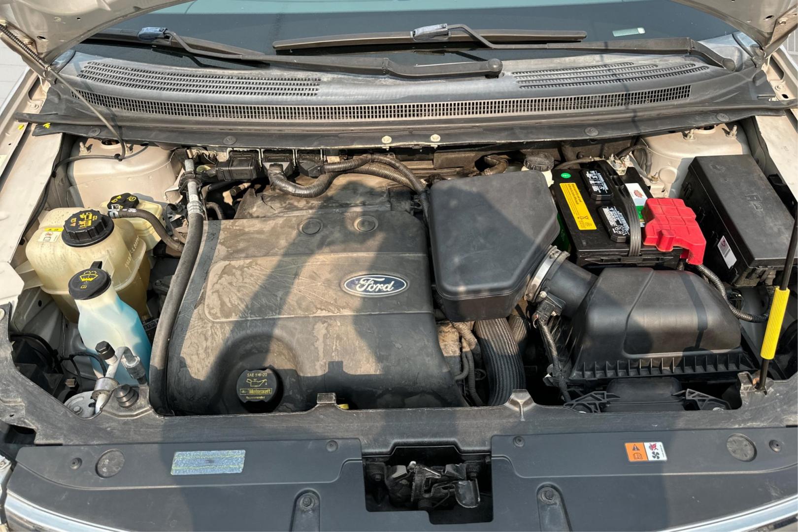 2011 Silver Ford Edge SE FWD (2FMDK3GC1BB) with an 3.5L V6 DOHC 24V engine, 6-Speed Automatic transmission, located at 7755 State Street, Midvale, UT, 84047, (801) 753-9063, 40.610329, -111.892159 - Photo#10