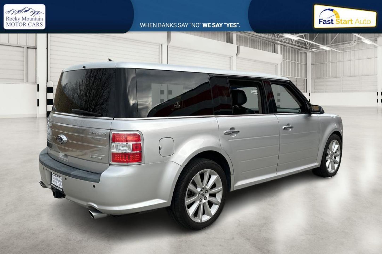 2011 Silver Ford Flex Limited AWD (2FMHK6DT9BB) with an 3.5L V6 DOHC 24V engine, 6-Speed Automatic Overdrive transmission, located at 7755 State Street, Midvale, UT, 84047, (801) 753-9063, 40.610329, -111.892159 - Photo#2
