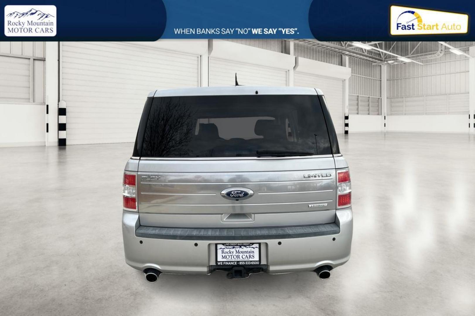2011 Silver Ford Flex Limited AWD (2FMHK6DT9BB) with an 3.5L V6 DOHC 24V engine, 6-Speed Automatic Overdrive transmission, located at 7755 State Street, Midvale, UT, 84047, (801) 753-9063, 40.610329, -111.892159 - Photo#4