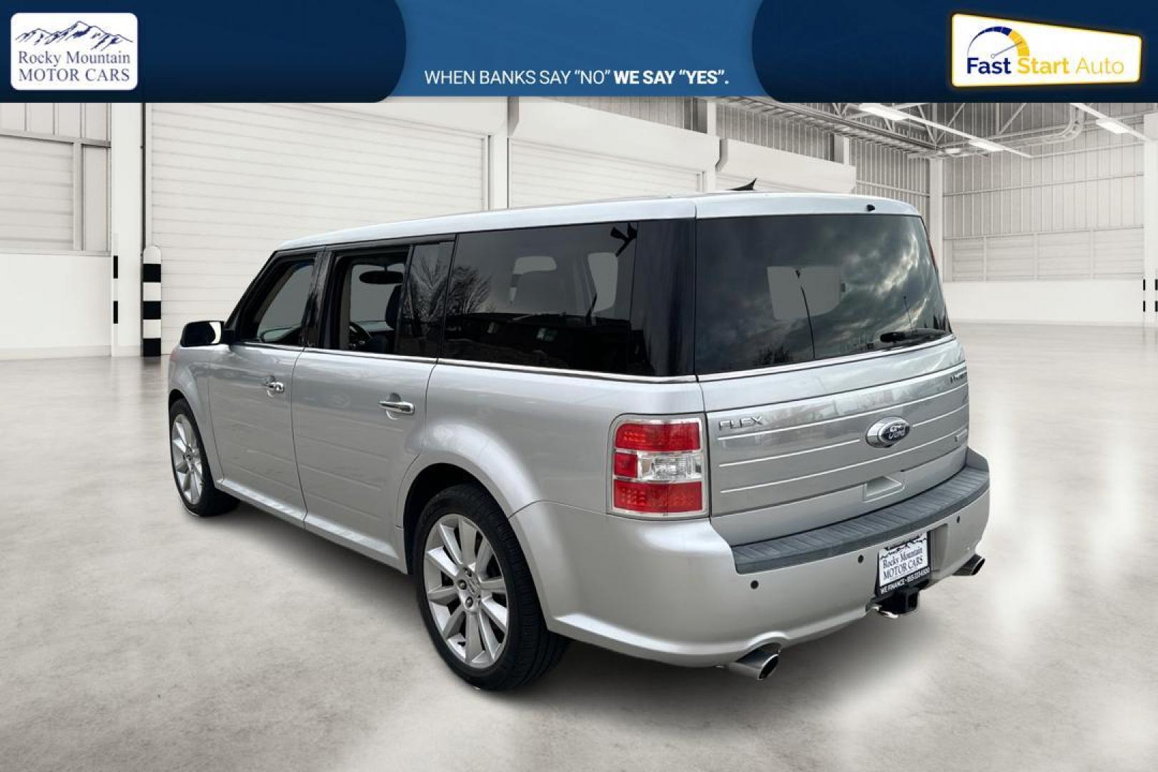2011 Silver Ford Flex Limited AWD (2FMHK6DT9BB) with an 3.5L V6 DOHC 24V engine, 6-Speed Automatic Overdrive transmission, located at 7755 State Street, Midvale, UT, 84047, (801) 753-9063, 40.610329, -111.892159 - Photo#5