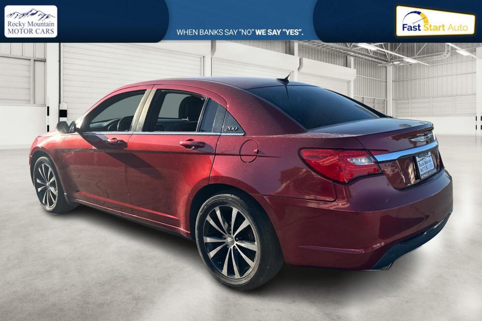 2012 Red Chrysler 200 Touring (1C3CCBBG7CN) with an 3.6L V6 DOHC 24V FFV engine, 6-Speed Automatic transmission, located at 7755 State Street, Midvale, UT, 84047, (801) 753-9063, 40.610329, -111.892159 - Photo#4