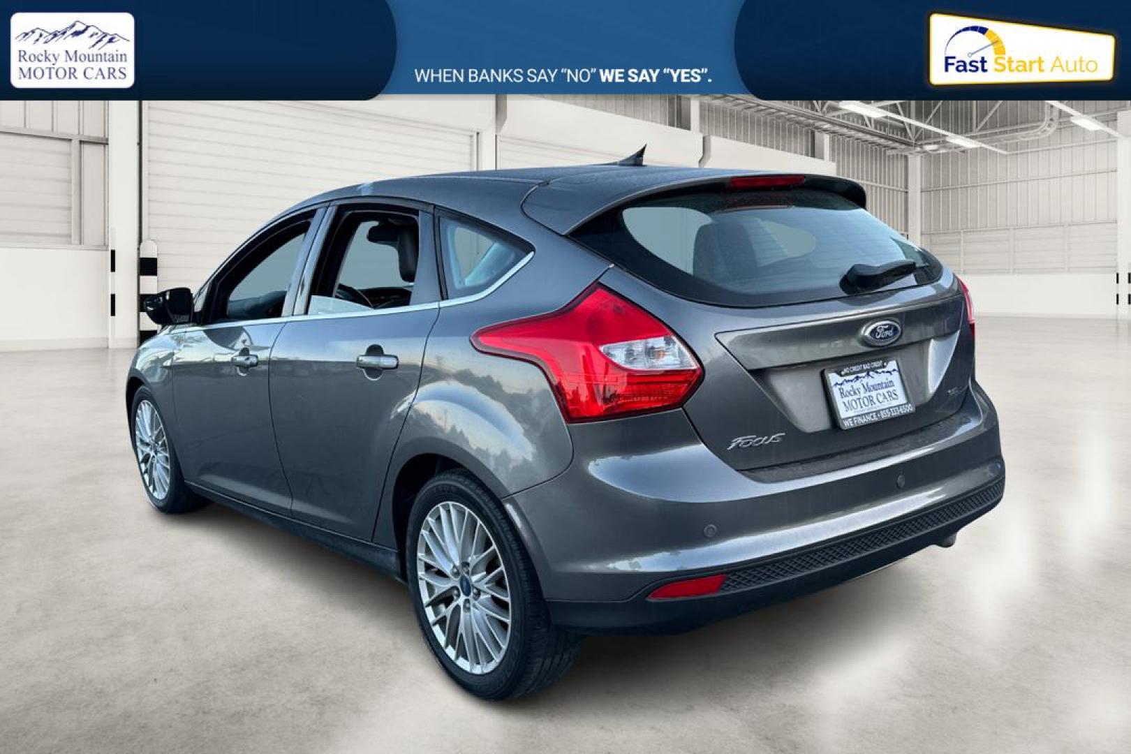 2012 Gray Ford Focus SEL (1FAHP3M24CL) with an 2.0L L4 DOHC 16V engine, 6-Speed Automatic transmission, located at 767 S State Road, Pleasant Grove, UT, 84062, (801) 785-1058, 40.354839, -111.736687 - Photo#5