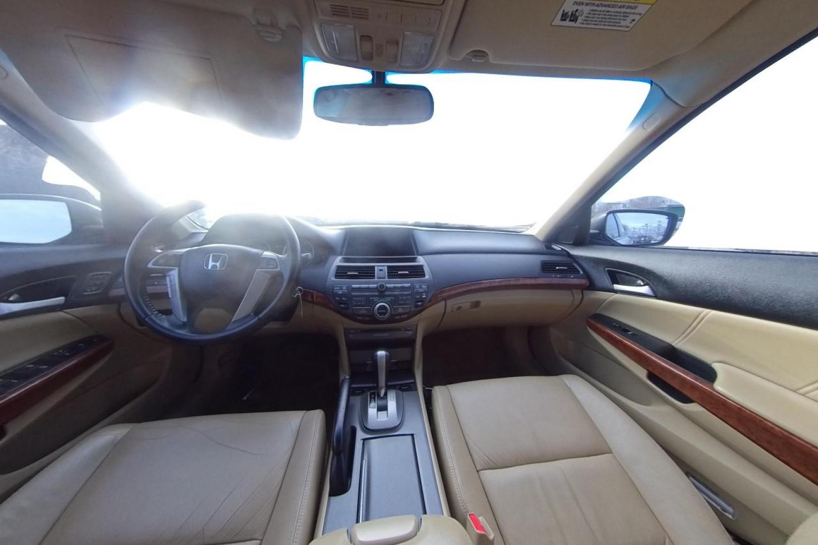 2012 White Honda Accord EX-L V6 Sedan AT (1HGCP3F88CA) with an 3.5L V6 SOHC 24V engine, 5-Speed Automatic transmission, located at 7755 State Street, Midvale, UT, 84047, (801) 753-9063, 40.610329, -111.892159 - Photo#16