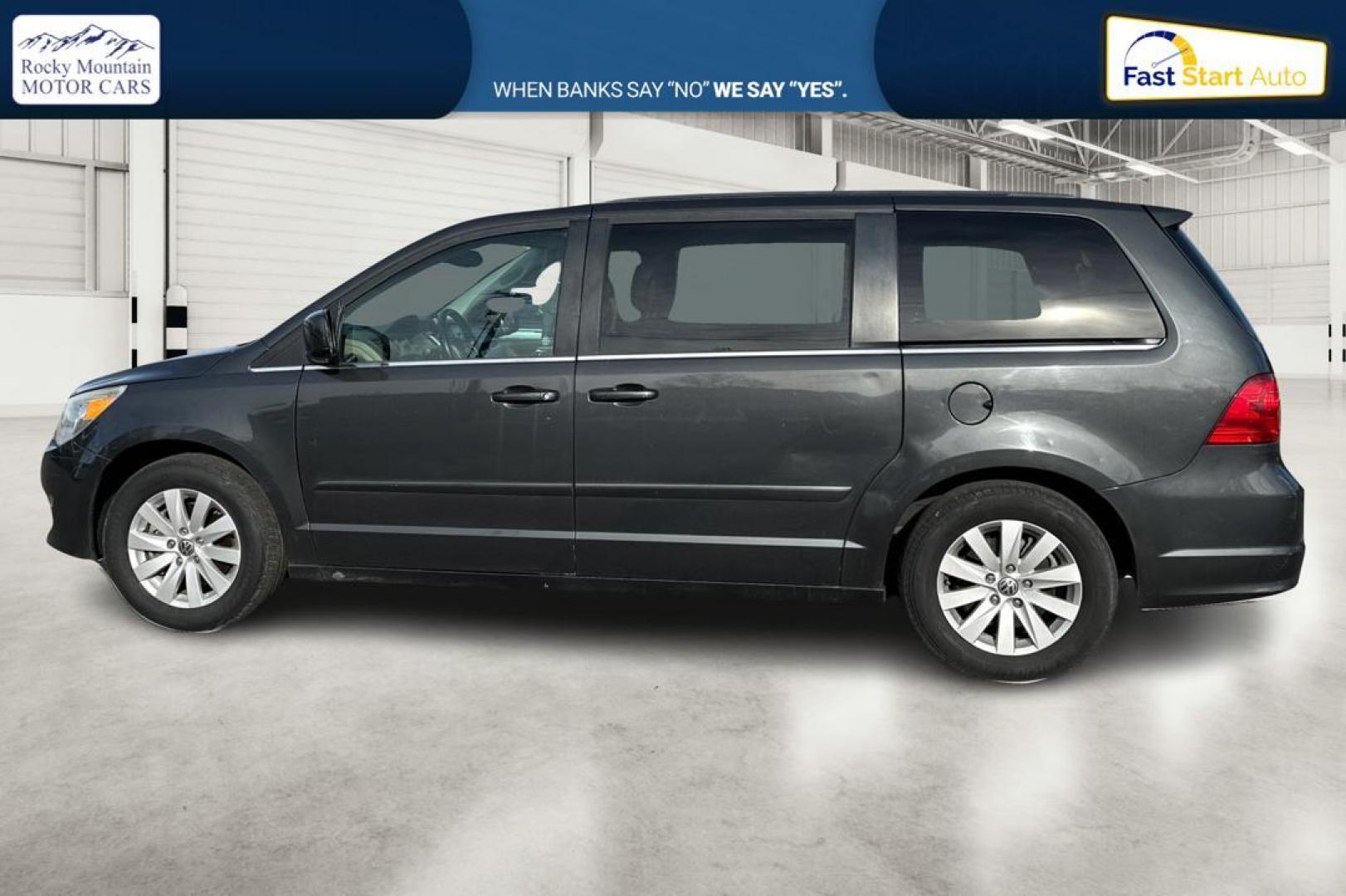 2012 Gray Volkswagen Routan SEL (2C4RVACG7CR) with an 3.6L V6 DOHC 24V engine, 6-Speed Automatic transmission, located at 7755 State Street, Midvale, UT, 84047, (801) 753-9063, 40.610329, -111.892159 - Photo#6