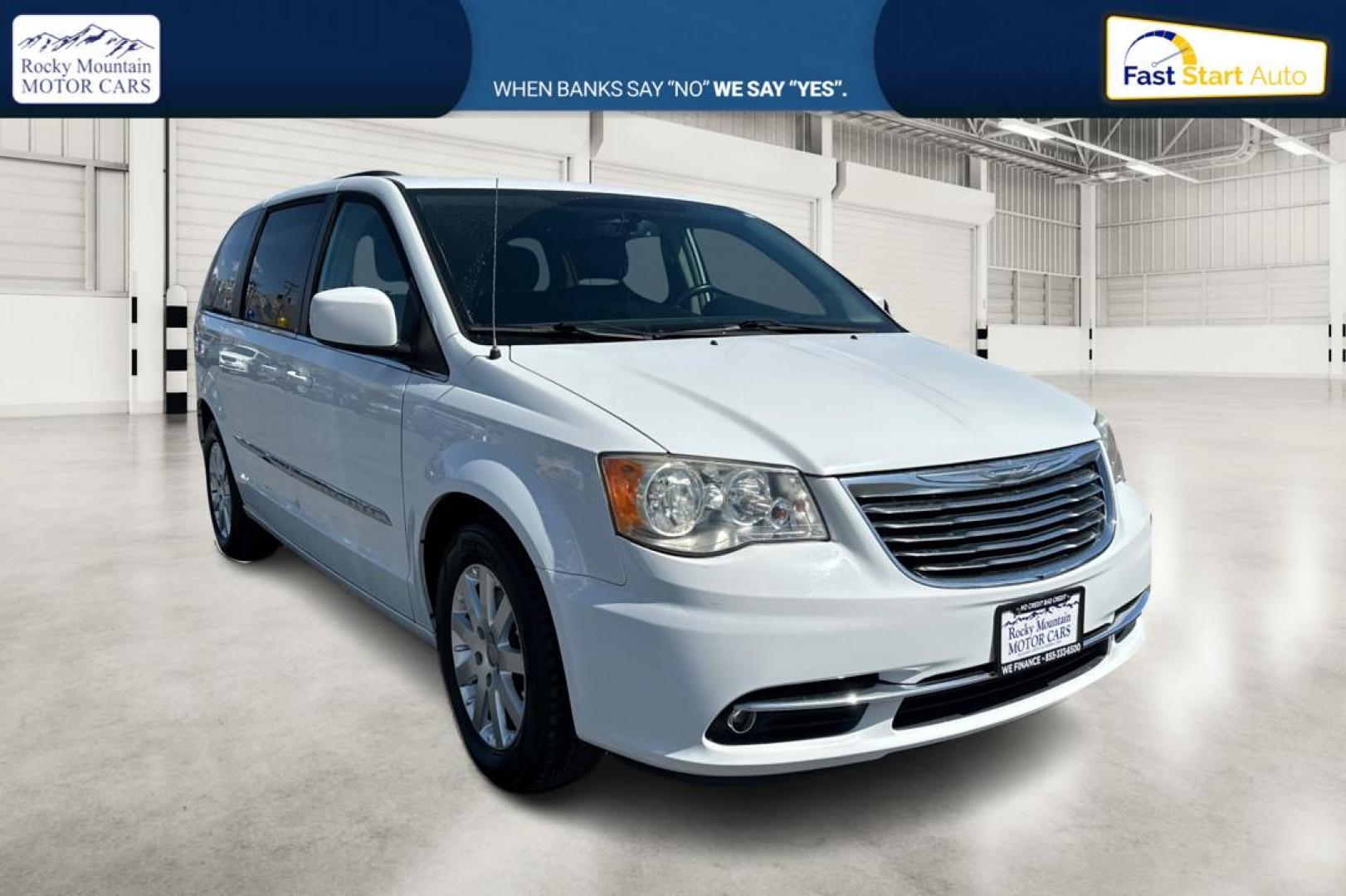 2013 White Chrysler Town and Country Touring (2C4RC1BG4DR) with an 3.6L V6 DOHC 24V engine, 6-Speed Automatic transmission, located at 7755 State Street, Midvale, UT, 84047, (801) 753-9063, 40.610329, -111.892159 - Photo#0