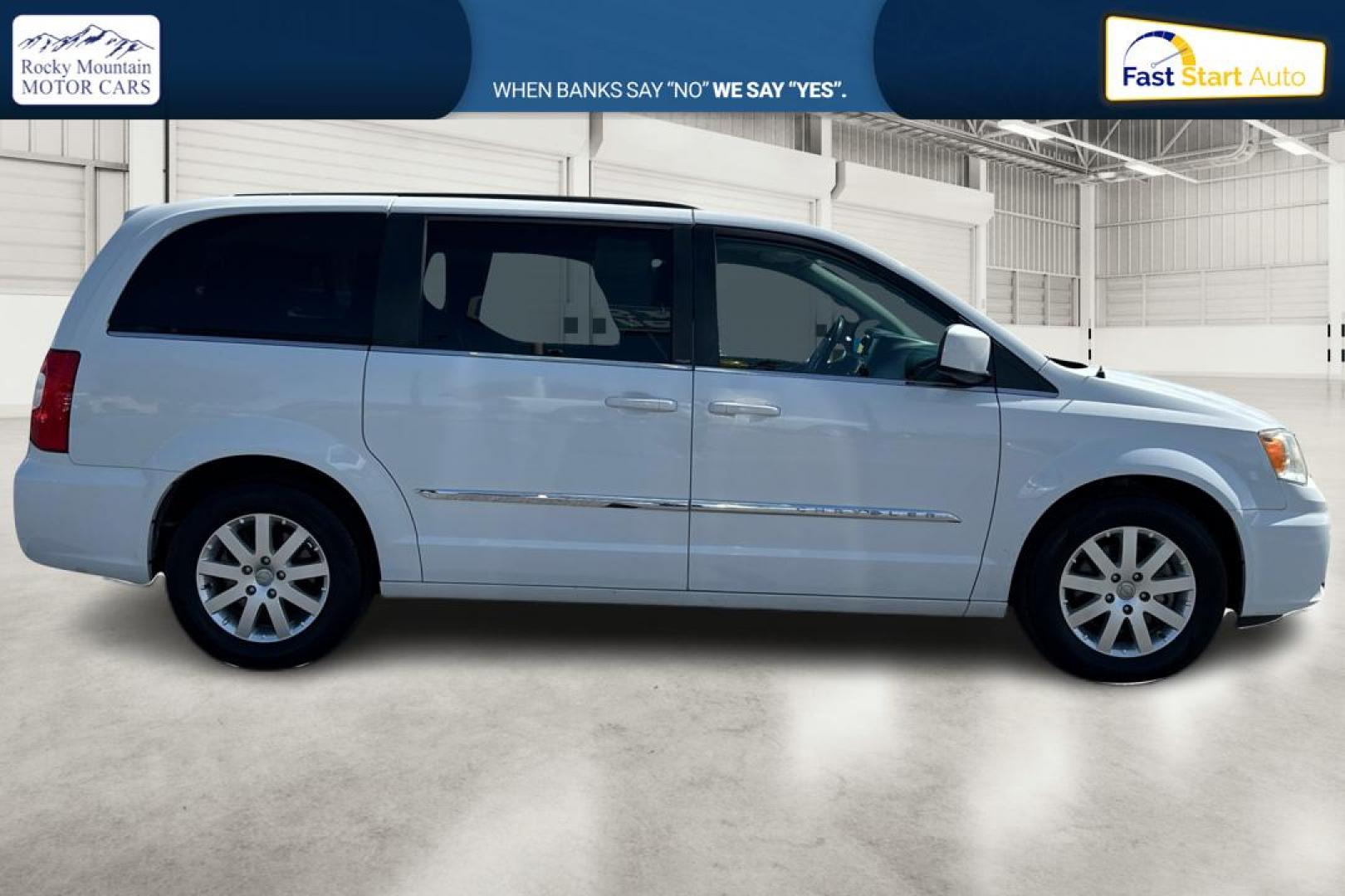 2013 White Chrysler Town and Country Touring (2C4RC1BG4DR) with an 3.6L V6 DOHC 24V engine, 6-Speed Automatic transmission, located at 7755 State Street, Midvale, UT, 84047, (801) 753-9063, 40.610329, -111.892159 - Photo#1