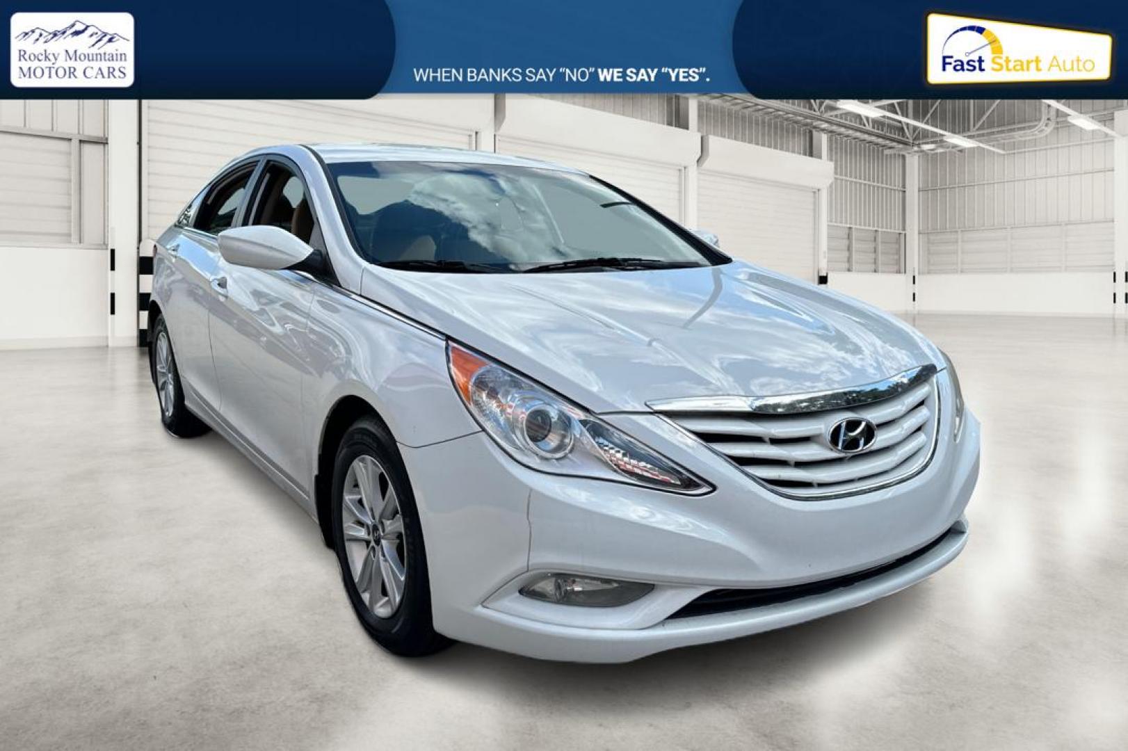 2013 White Hyundai Sonata GLS (5NPEB4AC4DH) with an 2.4L L4 DOHC 16V engine, 6-Speed Automatic transmission, located at 7755 State Street, Midvale, UT, 84047, (801) 753-9063, 40.610329, -111.892159 - Photo#0