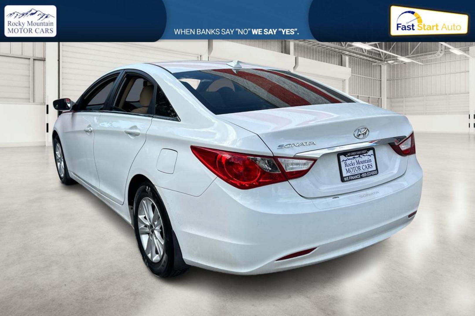 2013 White Hyundai Sonata GLS (5NPEB4AC4DH) with an 2.4L L4 DOHC 16V engine, 6-Speed Automatic transmission, located at 7755 State Street, Midvale, UT, 84047, (801) 753-9063, 40.610329, -111.892159 - Photo#5