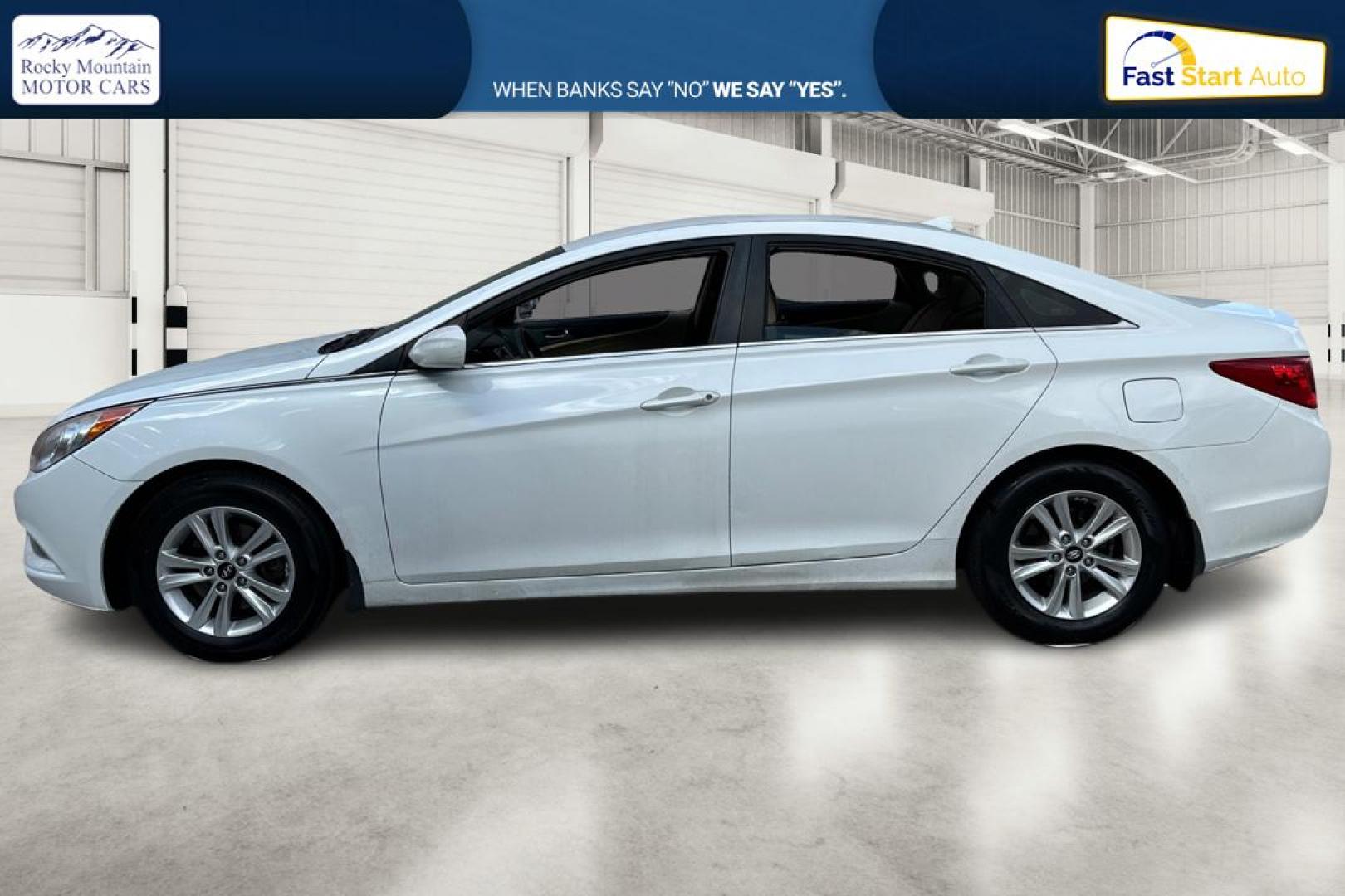 2013 White Hyundai Sonata GLS (5NPEB4AC4DH) with an 2.4L L4 DOHC 16V engine, 6-Speed Automatic transmission, located at 7755 State Street, Midvale, UT, 84047, (801) 753-9063, 40.610329, -111.892159 - Photo#6
