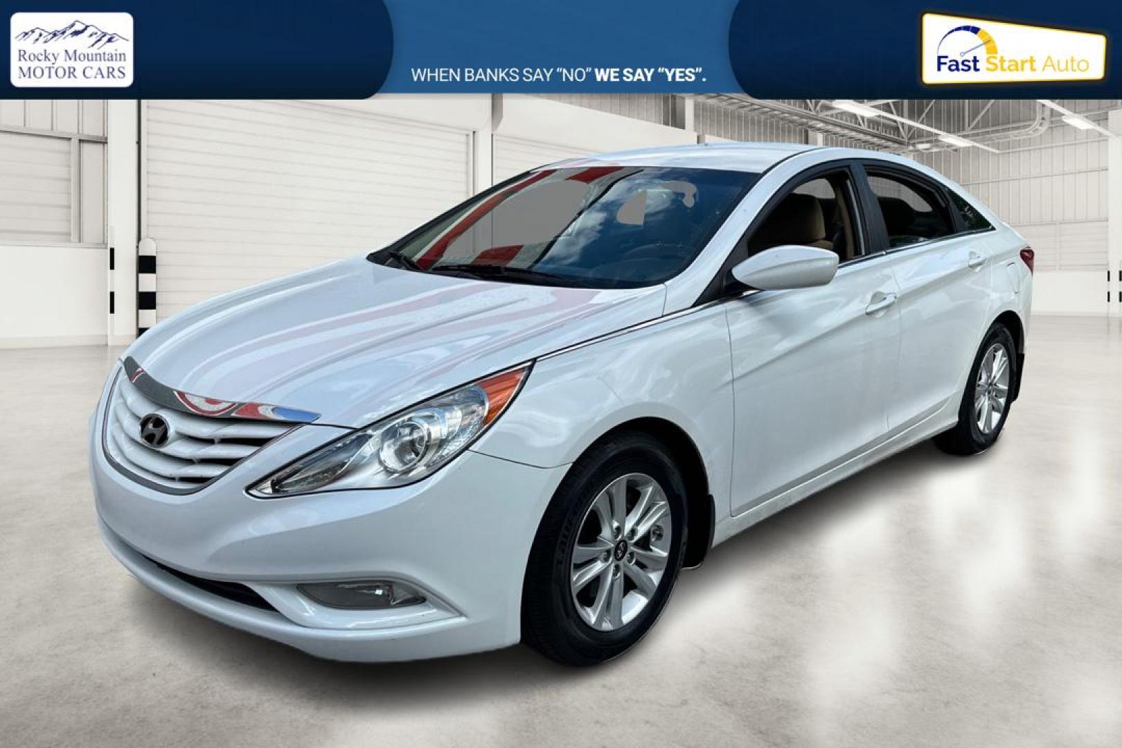2013 White Hyundai Sonata GLS (5NPEB4AC4DH) with an 2.4L L4 DOHC 16V engine, 6-Speed Automatic transmission, located at 7755 State Street, Midvale, UT, 84047, (801) 753-9063, 40.610329, -111.892159 - Photo#8
