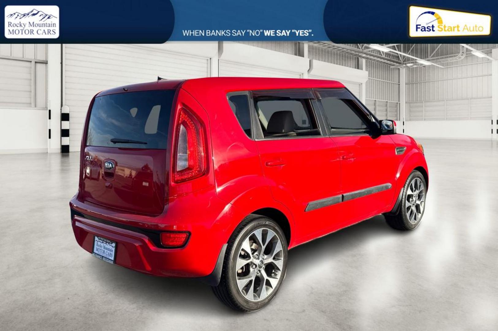 2013 Red Kia Soul ! (KNDJT2A69D7) with an 2.0L L4 DOHC 16V engine, Automatic, 6-Spd transmission, located at 7755 State Street, Midvale, UT, 84047, (801) 753-9063, 40.610329, -111.892159 - Photo#2