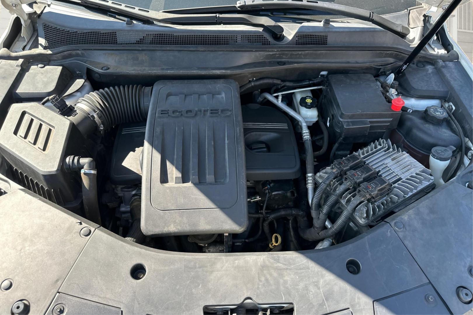 2014 White Chevrolet Equinox LTZ 2WD (2GNALDEK3E6) with an 2.4L L4 DOHC 16V engine, 6-Speed Automatic transmission, located at 7755 State Street, Midvale, UT, 84047, (801) 753-9063, 40.610329, -111.892159 - Photo#10