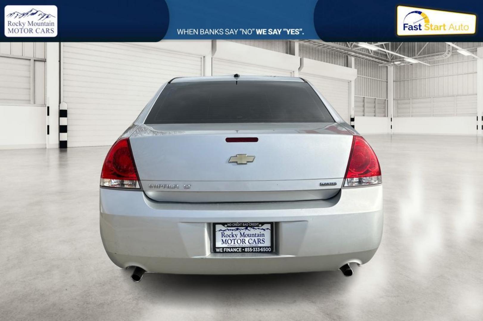 2014 Silver Chevrolet Impala LT (2G1WB5E3XE1) with an 3.6L V6 DOHC 16V FFV engine, 6-Speed Automatic transmission, located at 7755 State Street, Midvale, UT, 84047, (801) 753-9063, 40.610329, -111.892159 - Photo#4