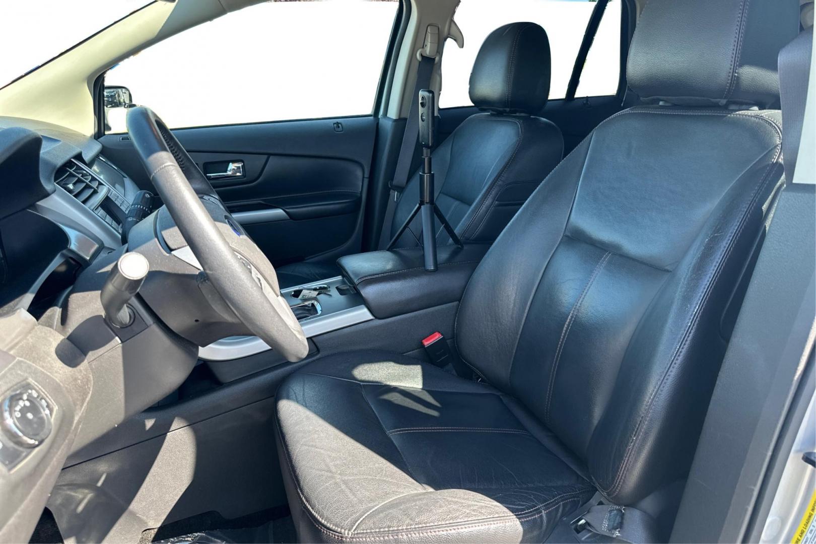 2014 Silver Ford Edge SEL FWD (2FMDK3JC9EB) with an 3.5L V6 DOHC 24V engine, 6-Speed Automatic transmission, located at 767 S State Road, Pleasant Grove, UT, 84062, (801) 785-1058, 40.354839, -111.736687 - Photo#14