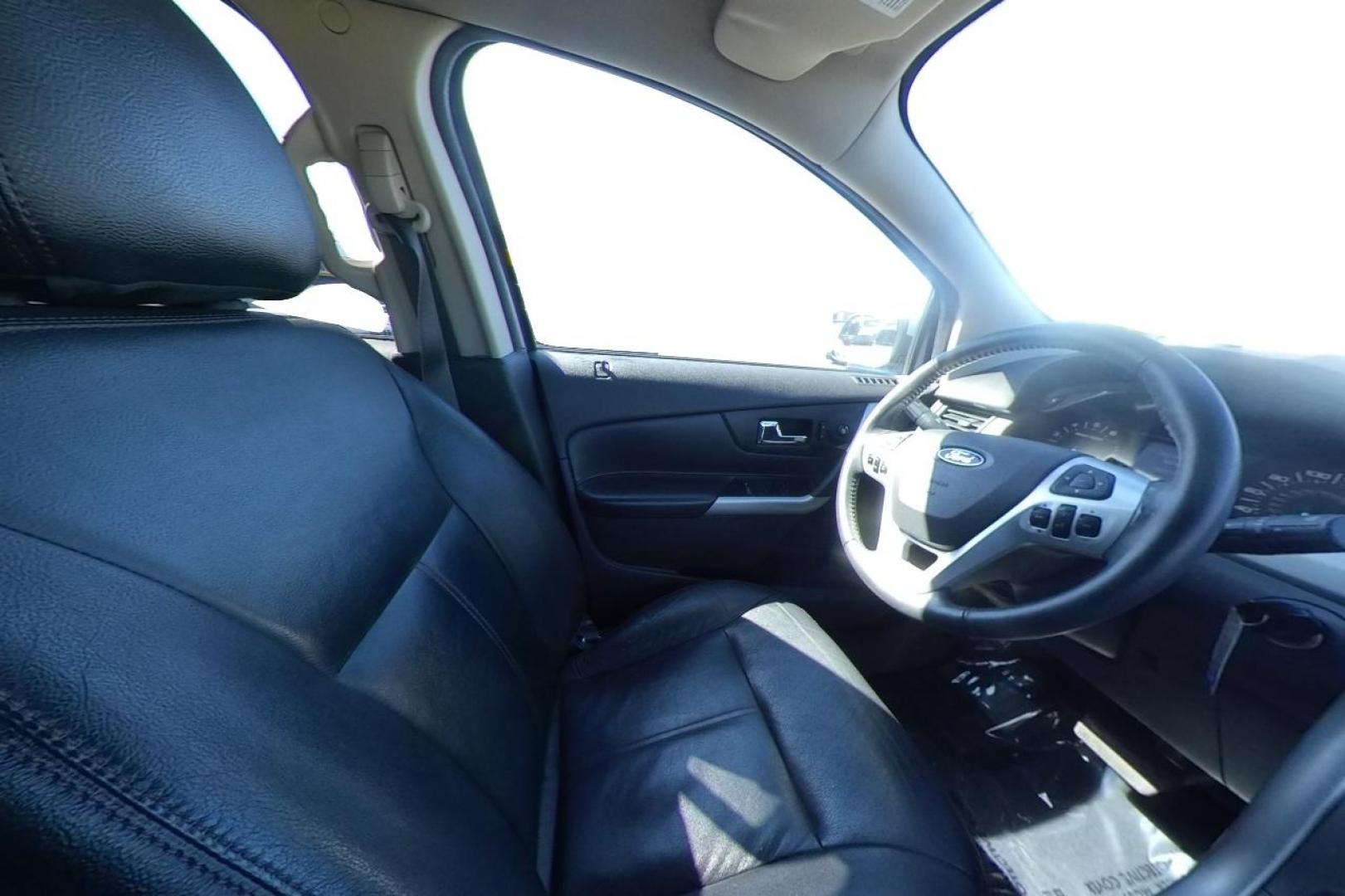 2014 Silver Ford Edge SEL FWD (2FMDK3JC9EB) with an 3.5L V6 DOHC 24V engine, 6-Speed Automatic transmission, located at 767 S State Road, Pleasant Grove, UT, 84062, (801) 785-1058, 40.354839, -111.736687 - Photo#19