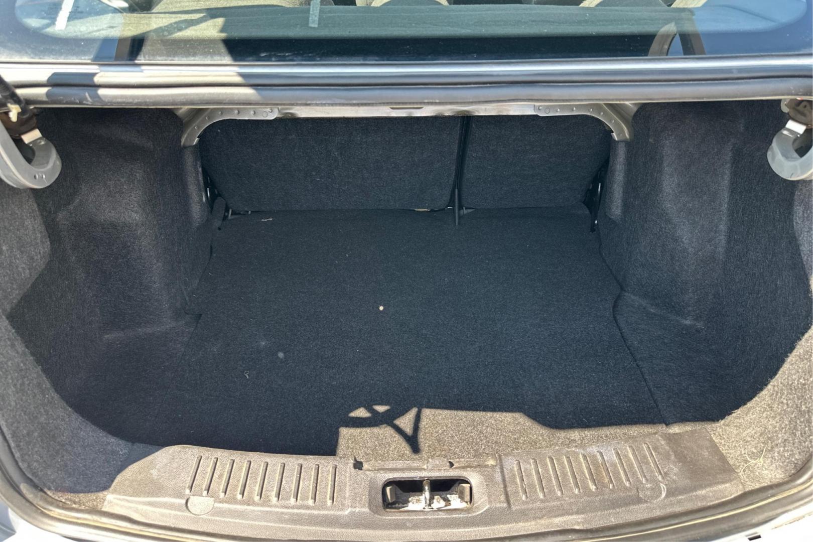 2014 Silver Ford Fiesta SE Sedan (3FADP4BJ8EM) with an 1.6L L4 DOHC 16V engine, Manual, 5-Spd transmission, located at 767 S State Road, Pleasant Grove, UT, 84062, (801) 785-1058, 40.354839, -111.736687 - Photo#13