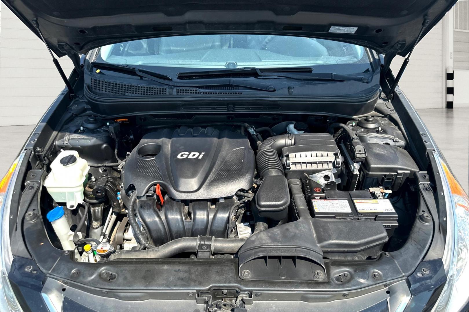 2014 Black Hyundai Sonata GLS (5NPEB4AC6EH) with an 2.4L L4 DOHC 16V engine, 6-Speed Automatic transmission, located at 7755 State Street, Midvale, UT, 84047, (801) 753-9063, 40.610329, -111.892159 - Photo#10