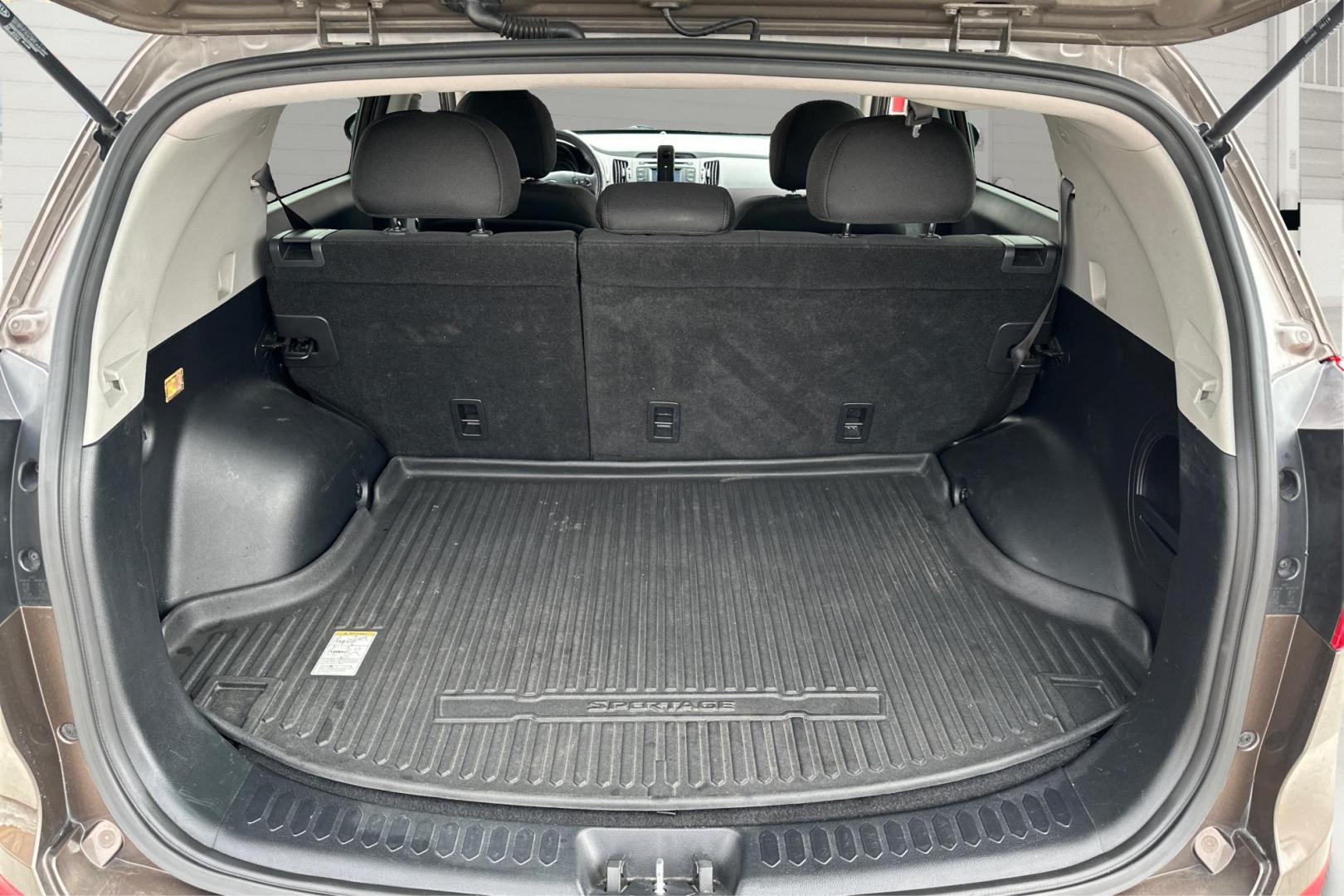 2014 Brown Kia Sportage LX FWD (KNDPB3AC6E7) with an 2.4L V6 DOHC 24V engine, 6-Speed Automatic transmission, located at 7755 State Street, Midvale, UT, 84047, (801) 753-9063, 40.610329, -111.892159 - Photo#13