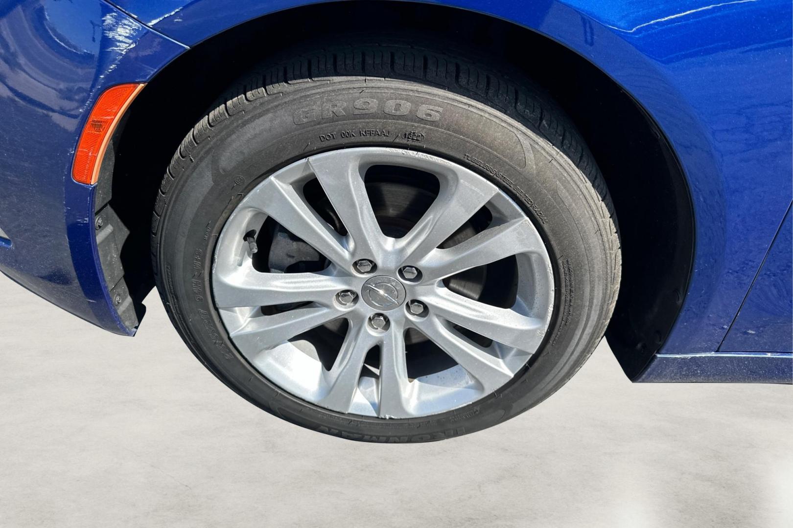 2015 Blue Chrysler 200 Limited (1C3CCCAB5FN) with an 2.4L L4 DOHC 16V engine, 9-Speed Automatic transmission, located at 7755 State Street, Midvale, UT, 84047, (801) 753-9063, 40.610329, -111.892159 - Photo#12