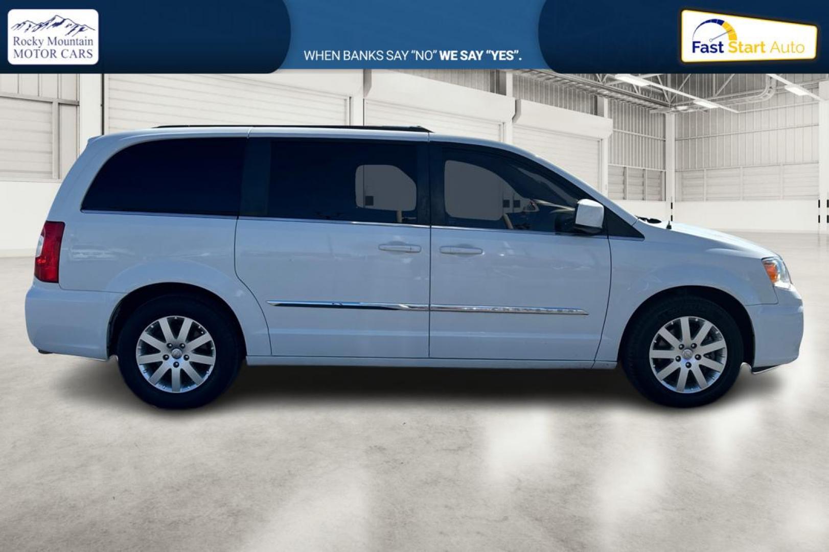 2015 White Chrysler Town and Country Touring (2C4RC1BG3FR) with an 3.6L V6 DOHC 24V engine, 6-Speed Automatic transmission, located at 7755 State Street, Midvale, UT, 84047, (801) 753-9063, 40.610329, -111.892159 - Photo#1