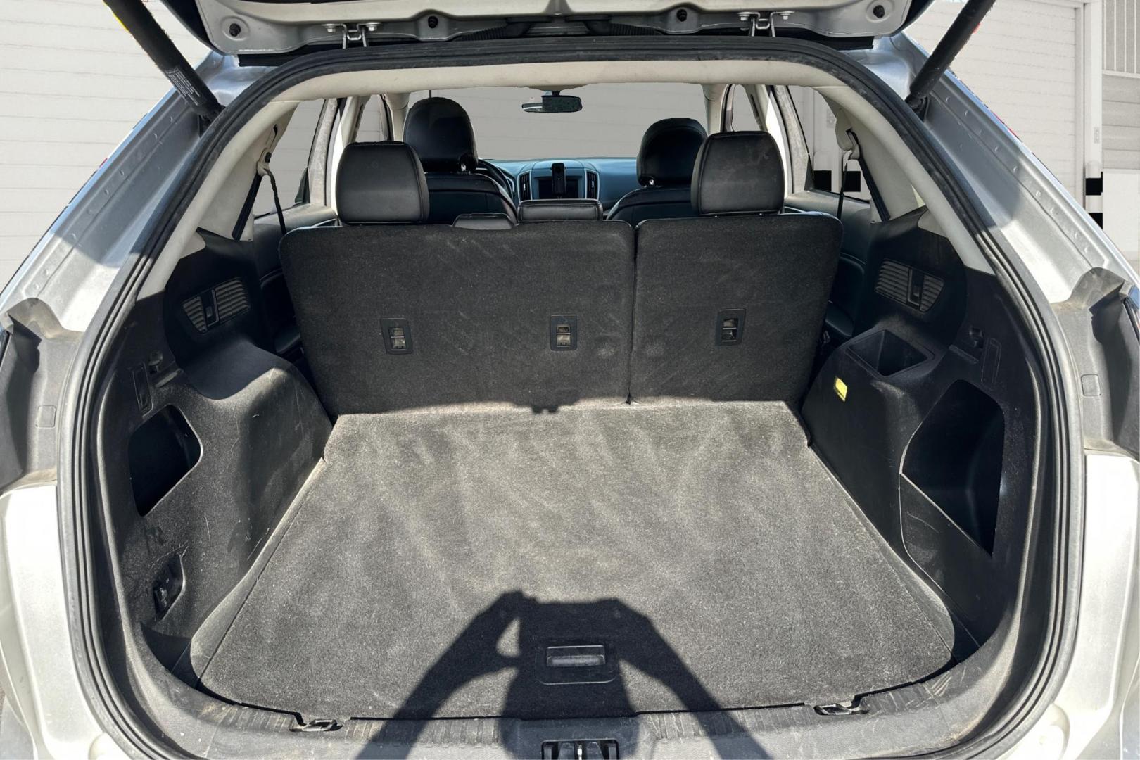 2015 Silver Ford Edge SEL FWD (2FMTK3J96FB) with an 2.0L L4 DOHC 16V engine, 6-Speed Automatic transmission, located at 767 S State Road, Pleasant Grove, UT, 84062, (801) 785-1058, 40.354839, -111.736687 - Photo#13