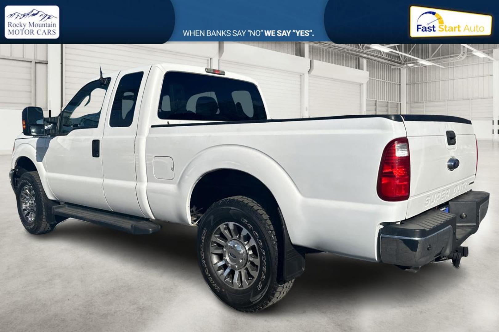 2015 White Ford F-250 SD XLT SuperCab Long Bed 4WD (1FT7X2B68FE) with an 6.2L V8 OHV 16V engine, 6-Speed Automatic transmission, located at 767 S State Road, Pleasant Grove, UT, 84062, (801) 785-1058, 40.354839, -111.736687 - Photo#5