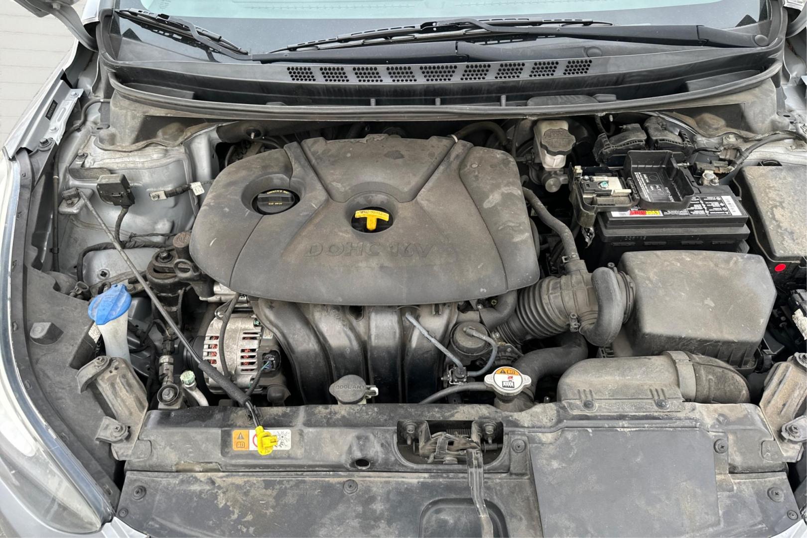 2015 Silver Hyundai Elantra Limited (5NPDH4AE9FH) with an 1.8L L4 DOHC 16V engine, 6-Speed Automatic transmission, located at 7755 State Street, Midvale, UT, 84047, (801) 753-9063, 40.610329, -111.892159 - Photo#10