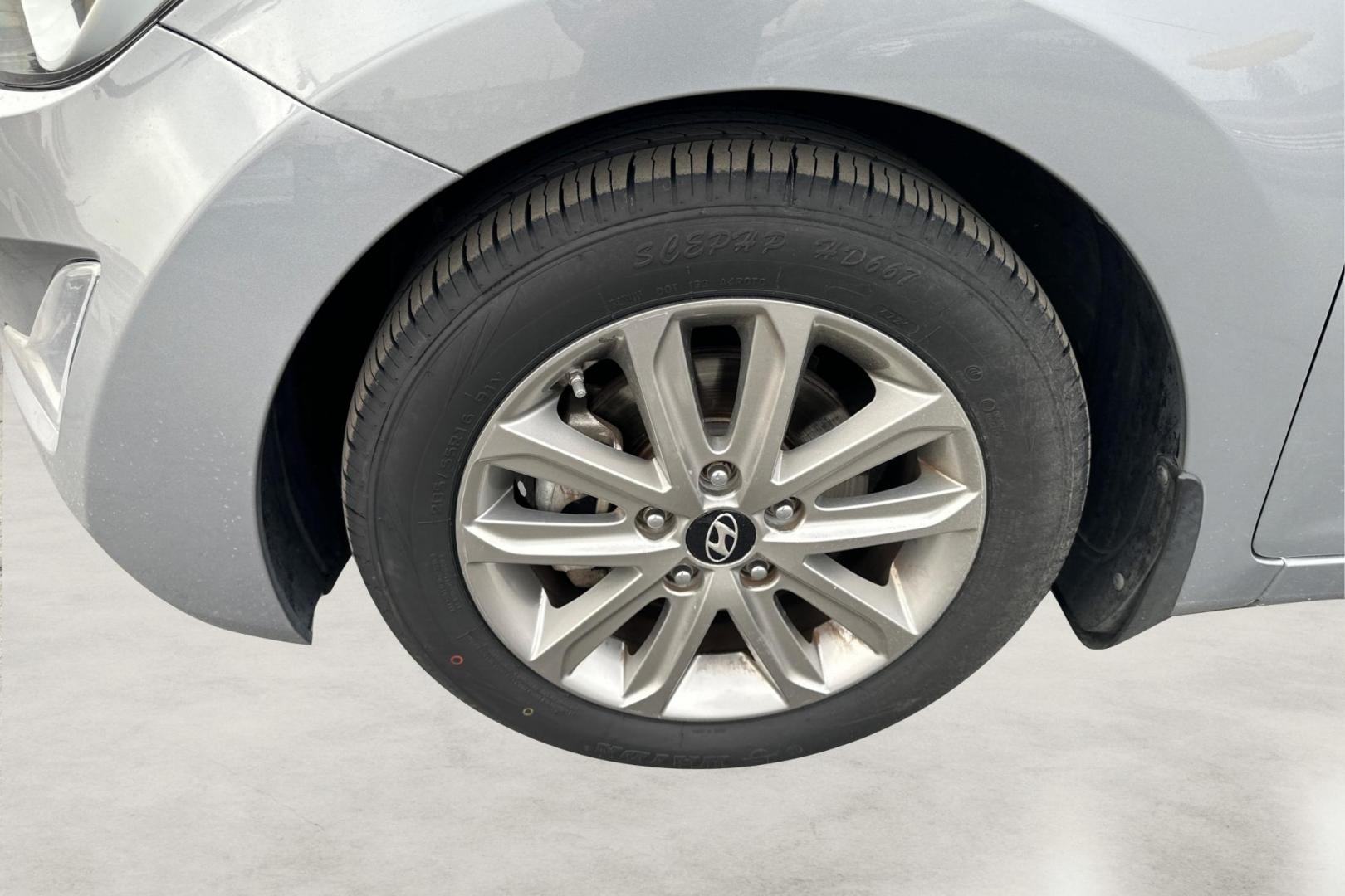 2015 Silver Hyundai Elantra Limited (5NPDH4AE9FH) with an 1.8L L4 DOHC 16V engine, 6-Speed Automatic transmission, located at 7755 State Street, Midvale, UT, 84047, (801) 753-9063, 40.610329, -111.892159 - Photo#12