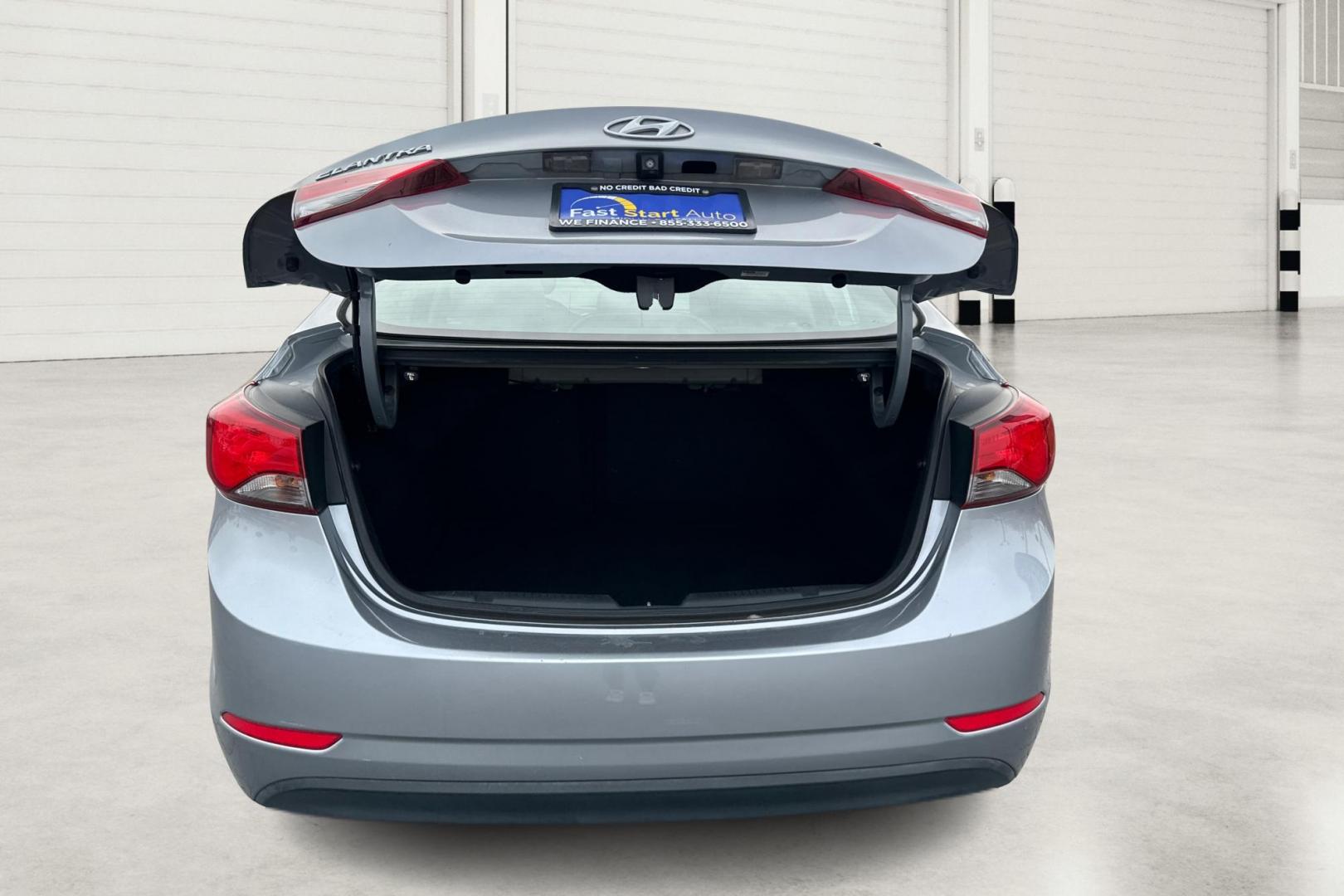 2015 Silver Hyundai Elantra Limited (5NPDH4AE9FH) with an 1.8L L4 DOHC 16V engine, 6-Speed Automatic transmission, located at 7755 State Street, Midvale, UT, 84047, (801) 753-9063, 40.610329, -111.892159 - Photo#13