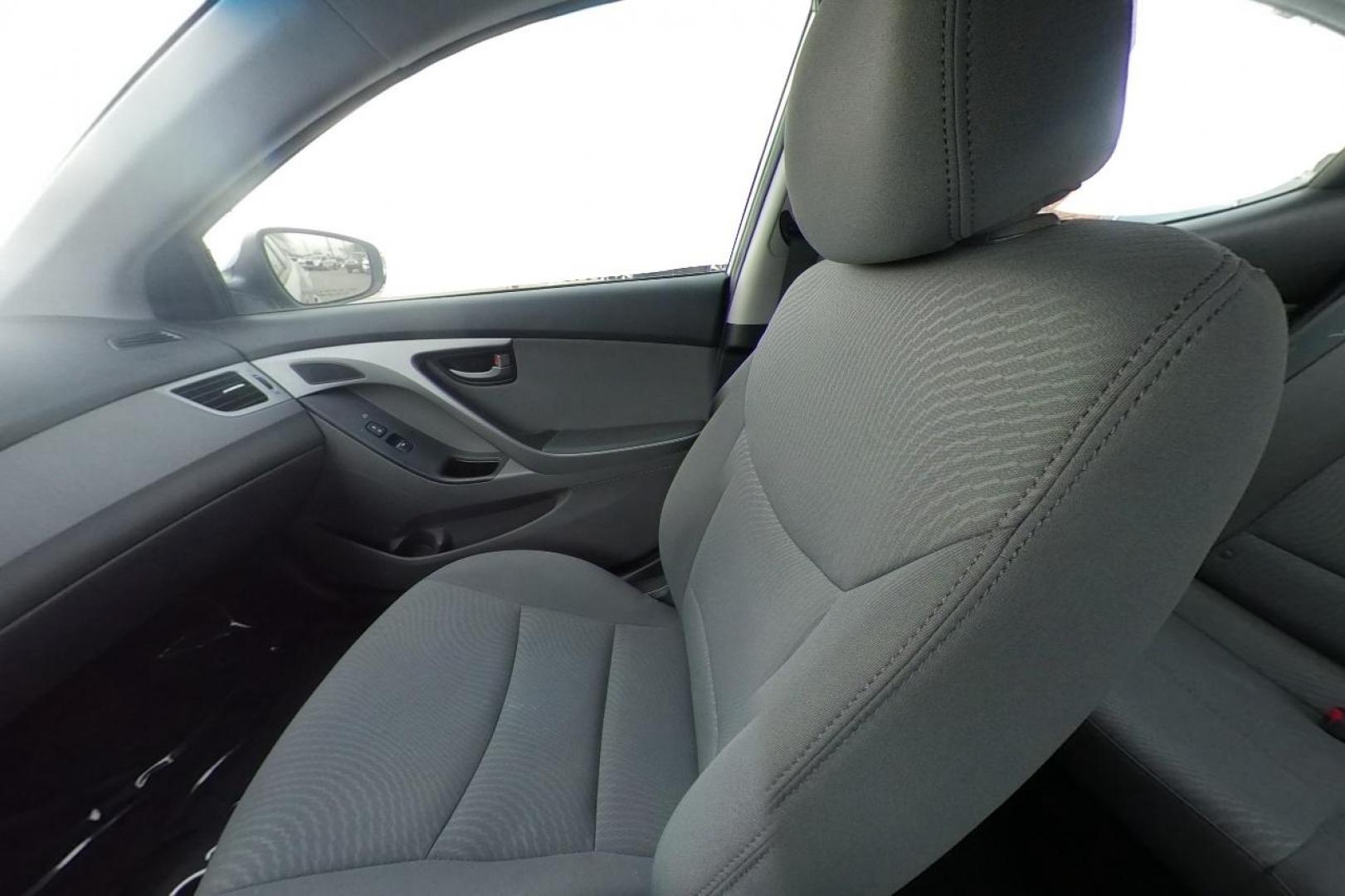 2015 Silver Hyundai Elantra Limited (5NPDH4AE9FH) with an 1.8L L4 DOHC 16V engine, 6-Speed Automatic transmission, located at 7755 State Street, Midvale, UT, 84047, (801) 753-9063, 40.610329, -111.892159 - Photo#17