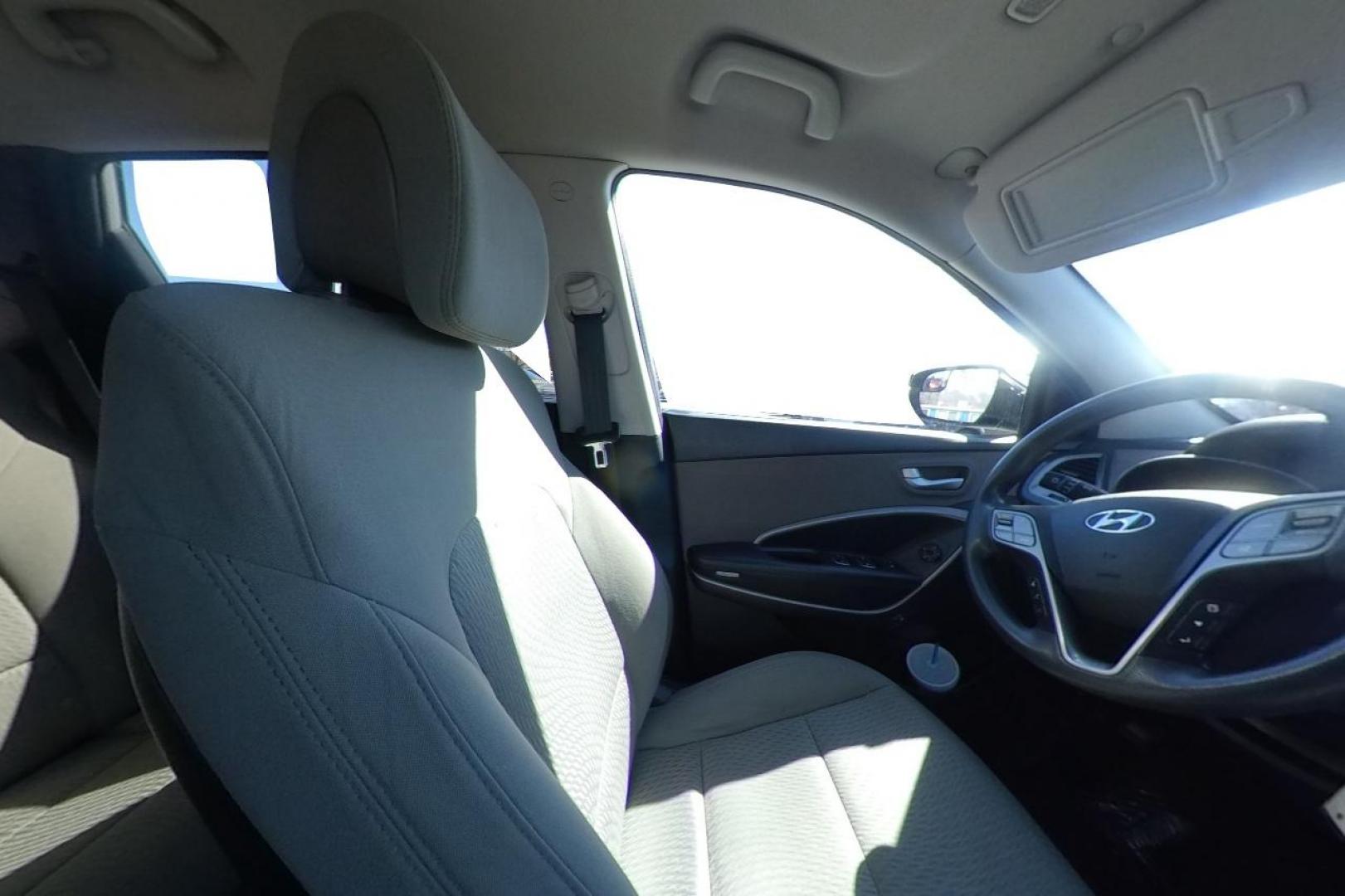 2015 Silver Hyundai Santa Fe Sport 2.4 FWD (5XYZT3LB1FG) with an 2.4L L4 DOHC 16V engine, 6-Speed Automatic transmission, located at 7755 State Street, Midvale, UT, 84047, (801) 753-9063, 40.610329, -111.892159 - Photo#19