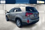 2015 Silver Kia Sorento LX AWD (5XYKTCA6XFG) with an 2.4L L4 DOHC 16V engine, 6-Speed Automatic transmission, located at 7755 State Street, Midvale, UT, 84047, (801) 753-9063, 40.610329, -111.892159 - Photo#5