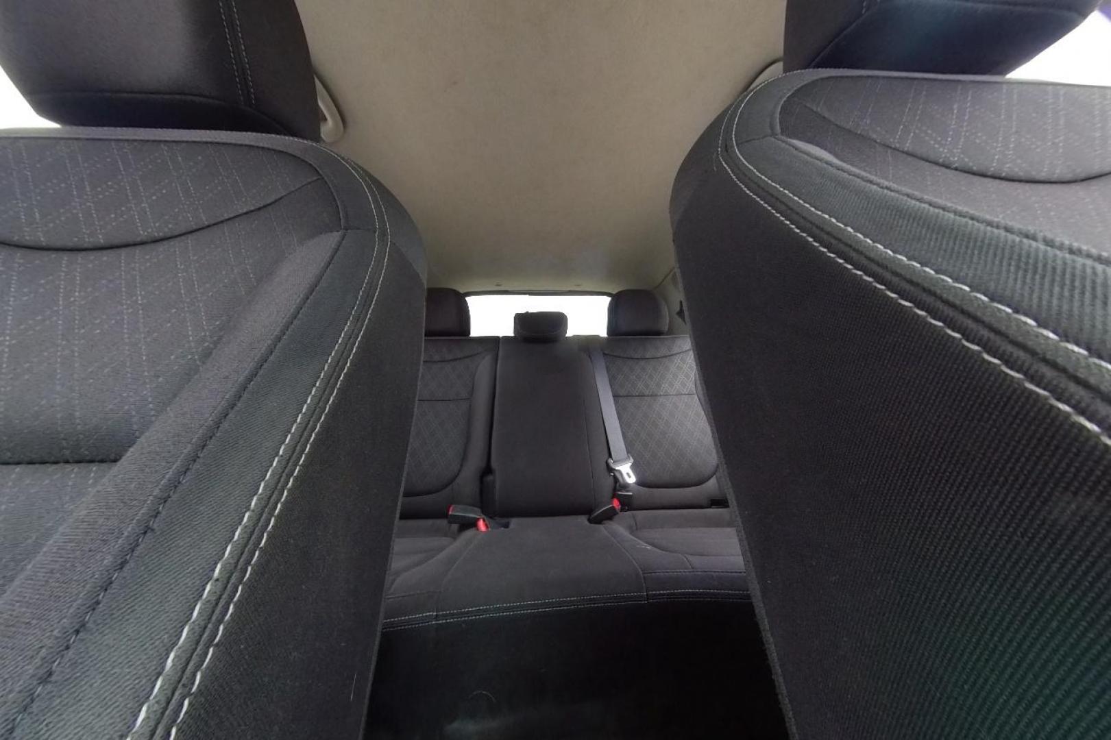 2015 Brown Kia Soul Base (KNDJN2A26F7) with an 1.6L L4 DOHC 16V engine, Auto, 6-Spd Sportmatic transmission, located at 7755 State Street, Midvale, UT, 84047, (801) 753-9063, 40.610329, -111.892159 - Photo#16