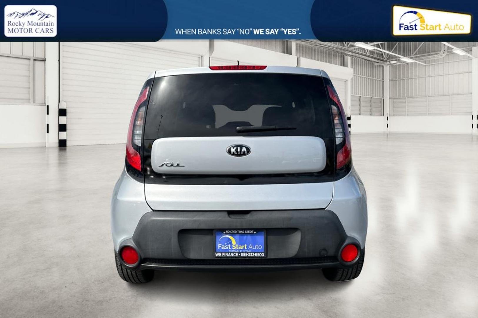 2015 Silver Kia Soul + (KNDJP3A58F7) with an 2.0L L4 DOHC 16V engine, 6-Speed Automatic transmission, located at 7755 State Street, Midvale, UT, 84047, (801) 753-9063, 40.610329, -111.892159 - Photo#4