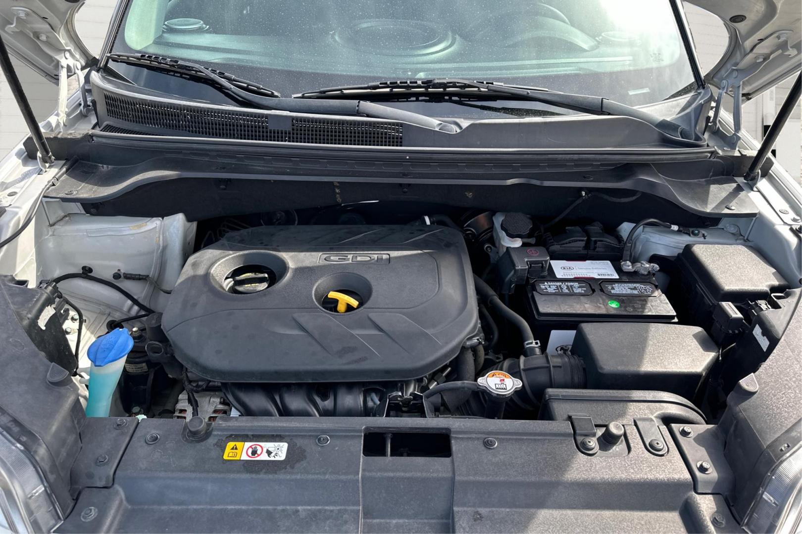 2015 Silver Kia Soul + (KNDJP3A58F7) with an 2.0L L4 DOHC 16V engine, 6-Speed Automatic transmission, located at 7755 State Street, Midvale, UT, 84047, (801) 753-9063, 40.610329, -111.892159 - Photo#10