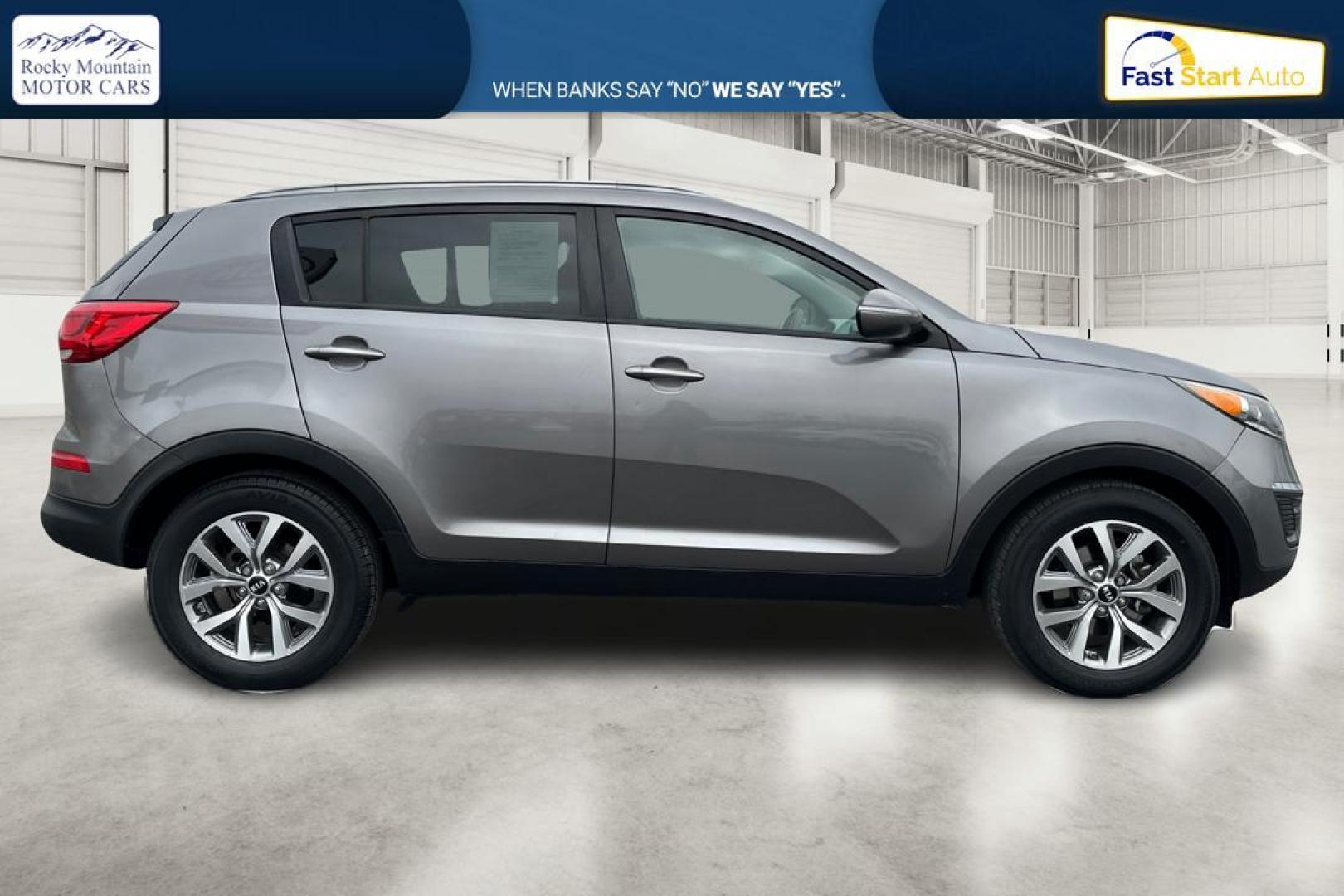 2015 Silver Kia Sportage LX FWD (KNDPB3AC7F7) with an 2.4L V6 DOHC 24V engine, 6-Speed Automatic transmission, located at 7755 State Street, Midvale, UT, 84047, (801) 753-9063, 40.610329, -111.892159 - Photo#1