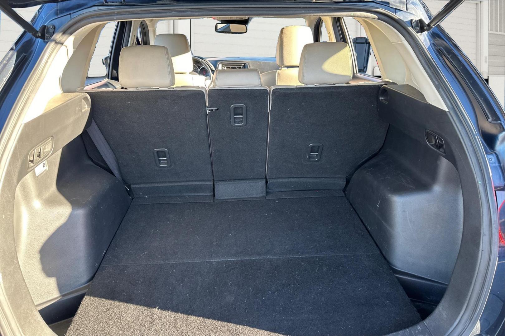 2015 Blue Mazda CX-5 Grand Touring (JM3KE2DY5F0) with an 2.5L L4 DOHC 16V engine, 6-Speed Automatic transmission, located at 7755 State Street, Midvale, UT, 84047, (801) 753-9063, 40.610329, -111.892159 - Photo#13