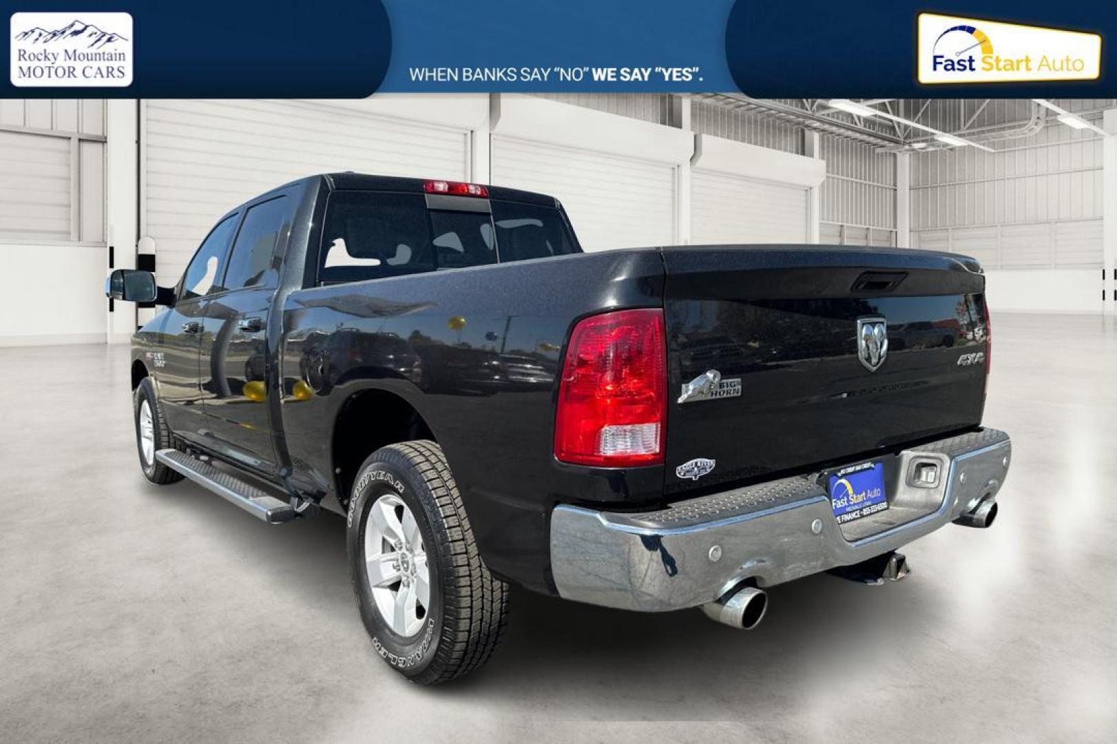 2015 Black RAM 1500 SLT Crew Cab LWB 4WD (1C6RR7TT6FS) with an 5.7L V8 OHV 16V engine, 6-Speed Automatic transmission, located at 7755 State Street, Midvale, UT, 84047, (801) 753-9063, 40.610329, -111.892159 - Photo#5