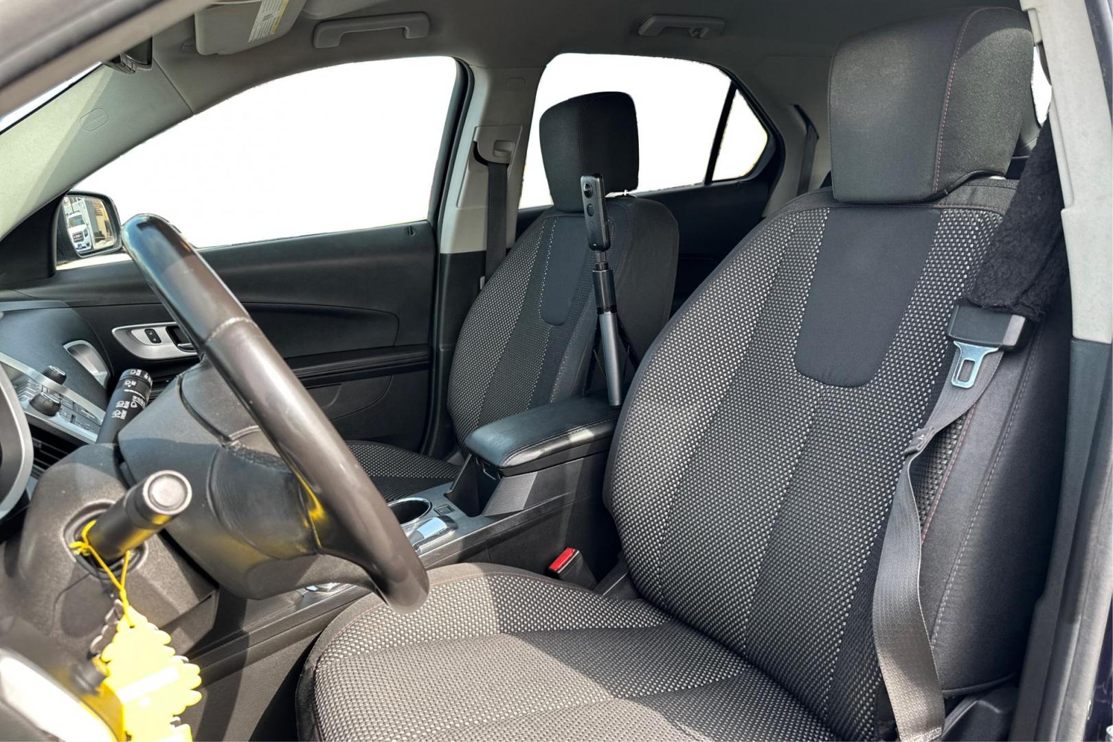 2016 Blue Chevrolet Equinox LT 2WD (2GNALCEK7G1) with an 2.4L L4 DOHC 16V FFV engine, 6A transmission, located at 7755 State Street, Midvale, UT, 84047, (801) 753-9063, 40.610329, -111.892159 - Photo#14