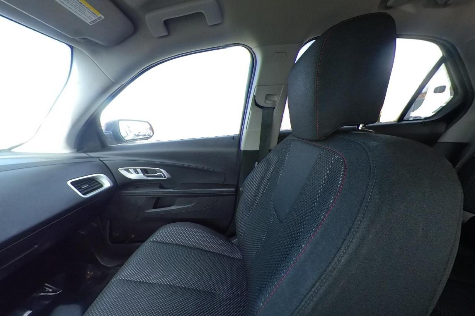2016 Blue Chevrolet Equinox LT 2WD (2GNALCEK7G1) with an 2.4L L4 DOHC 16V FFV engine, 6A transmission, located at 7755 State Street, Midvale, UT, 84047, (801) 753-9063, 40.610329, -111.892159 - Photo#17