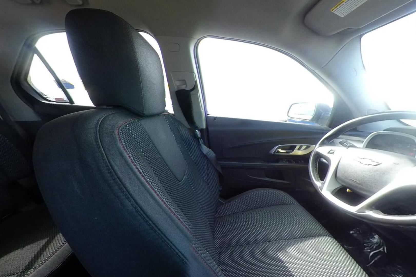 2016 Blue Chevrolet Equinox LT 2WD (2GNALCEK7G1) with an 2.4L L4 DOHC 16V FFV engine, 6A transmission, located at 7755 State Street, Midvale, UT, 84047, (801) 753-9063, 40.610329, -111.892159 - Photo#19