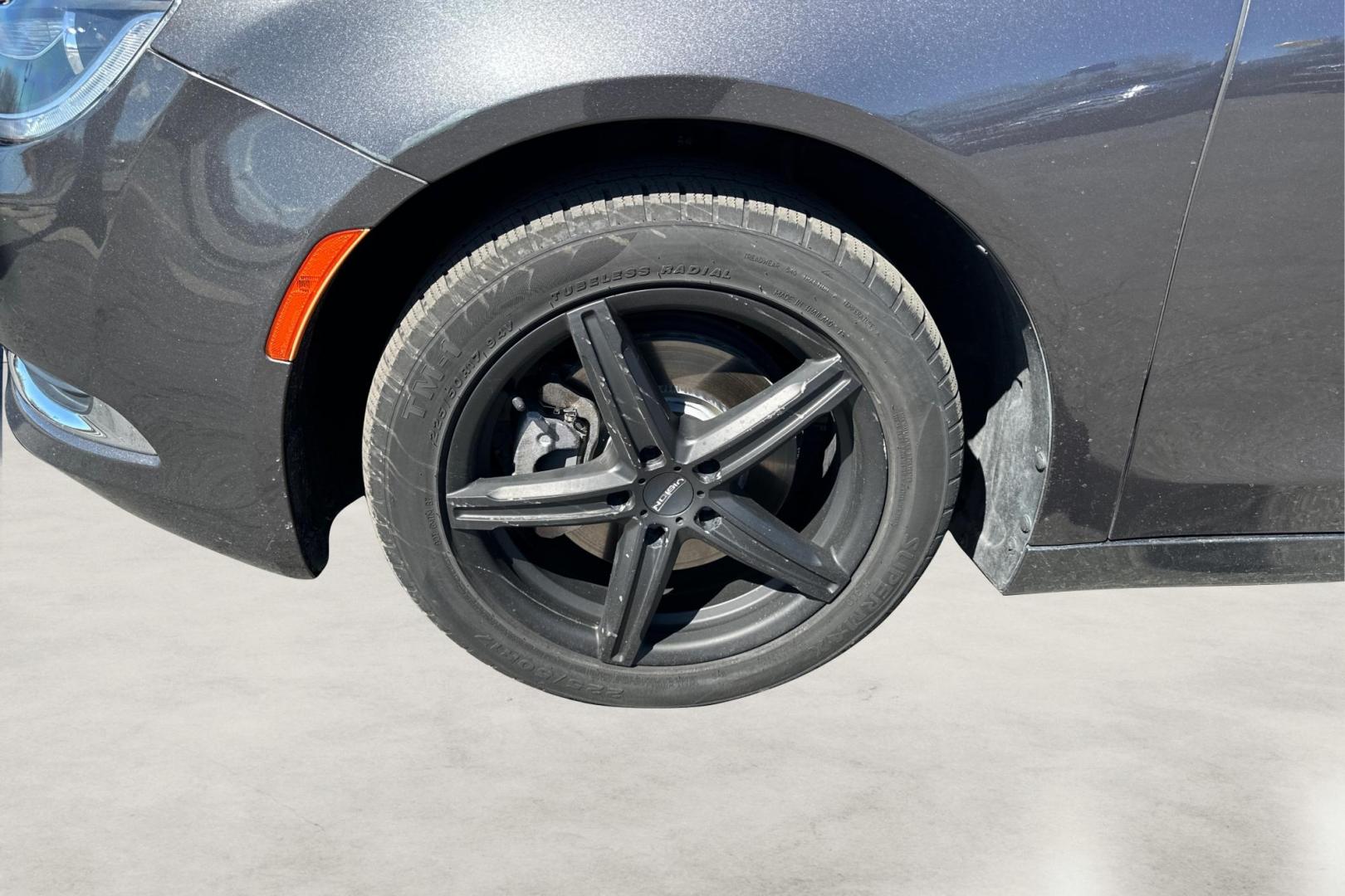 2016 Gray Chrysler 200 Limited (1C3CCCABXGN) with an 2.4L L4 DOHC 16V engine, 9A transmission, located at 767 S State Road, Pleasant Grove, UT, 84062, (801) 785-1058, 40.354839, -111.736687 - Photo#12