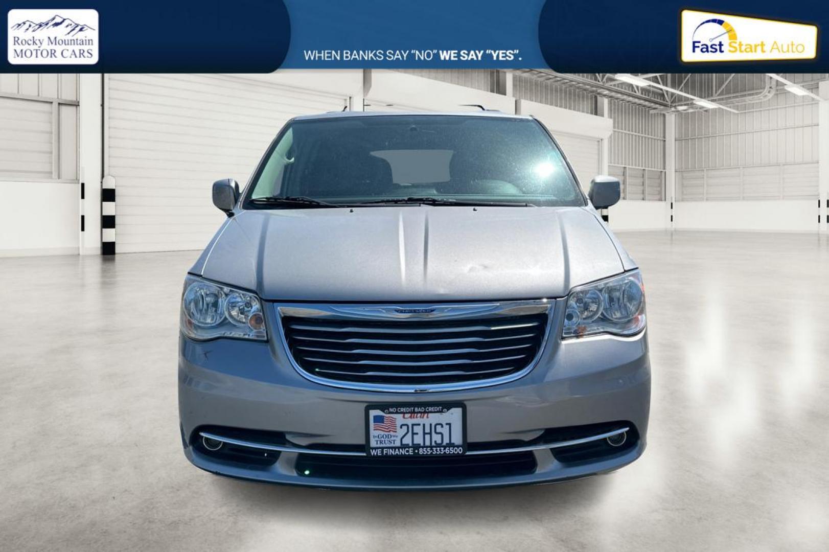 2016 Silver Chrysler Town and Country Touring (2C4RC1BG8GR) with an 3.6L V6 DOHC 24V engine, 6A transmission, located at 7755 State Street, Midvale, UT, 84047, (801) 753-9063, 40.610329, -111.892159 - Photo#9