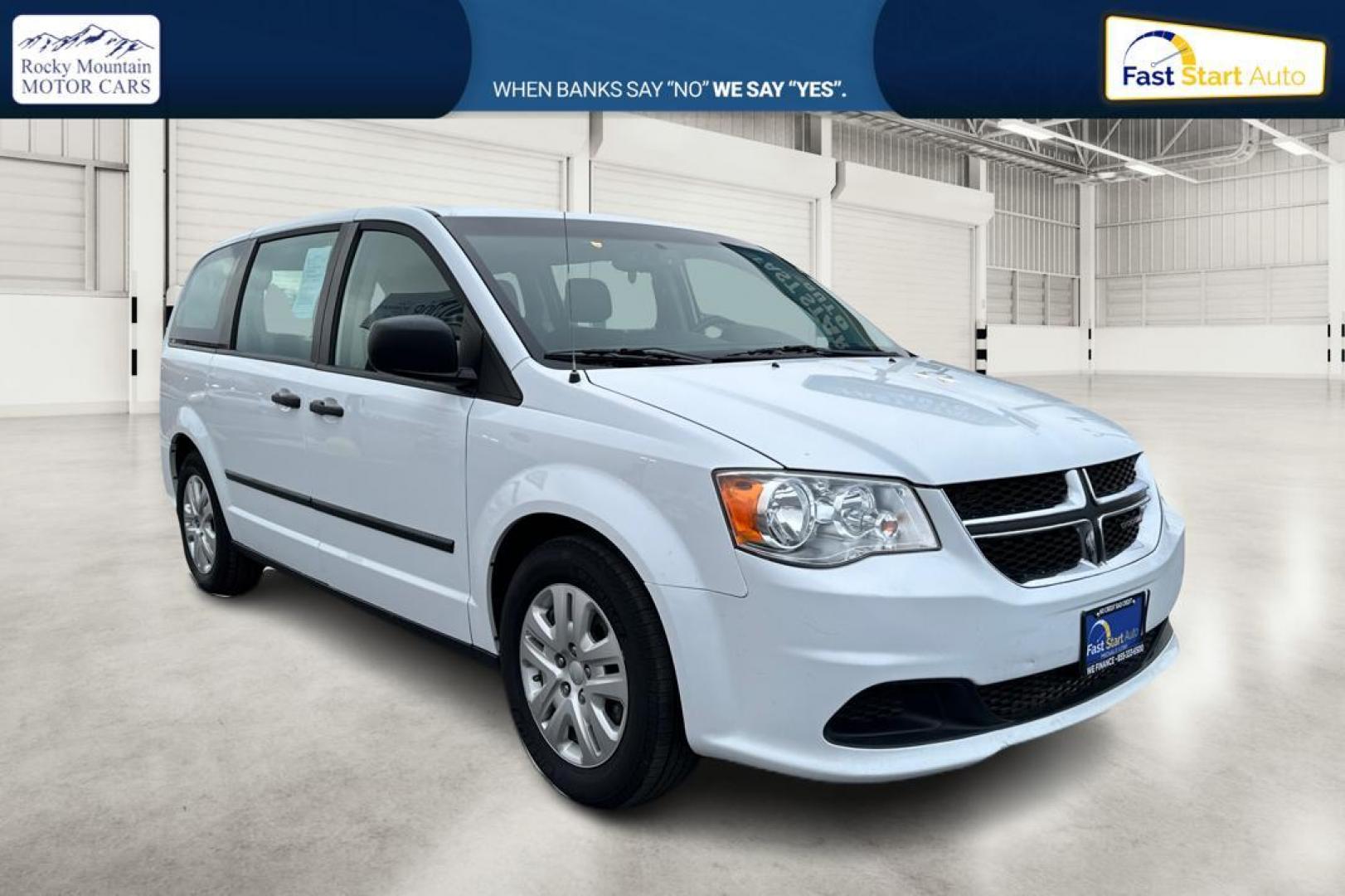 2016 White Dodge Grand Caravan SE (2C4RDGBGXGR) with an 3.6L V6 DOHC 24V engine, 6A transmission, located at 767 S State Road, Pleasant Grove, UT, 84062, (801) 785-1058, 40.354839, -111.736687 - Photo#0