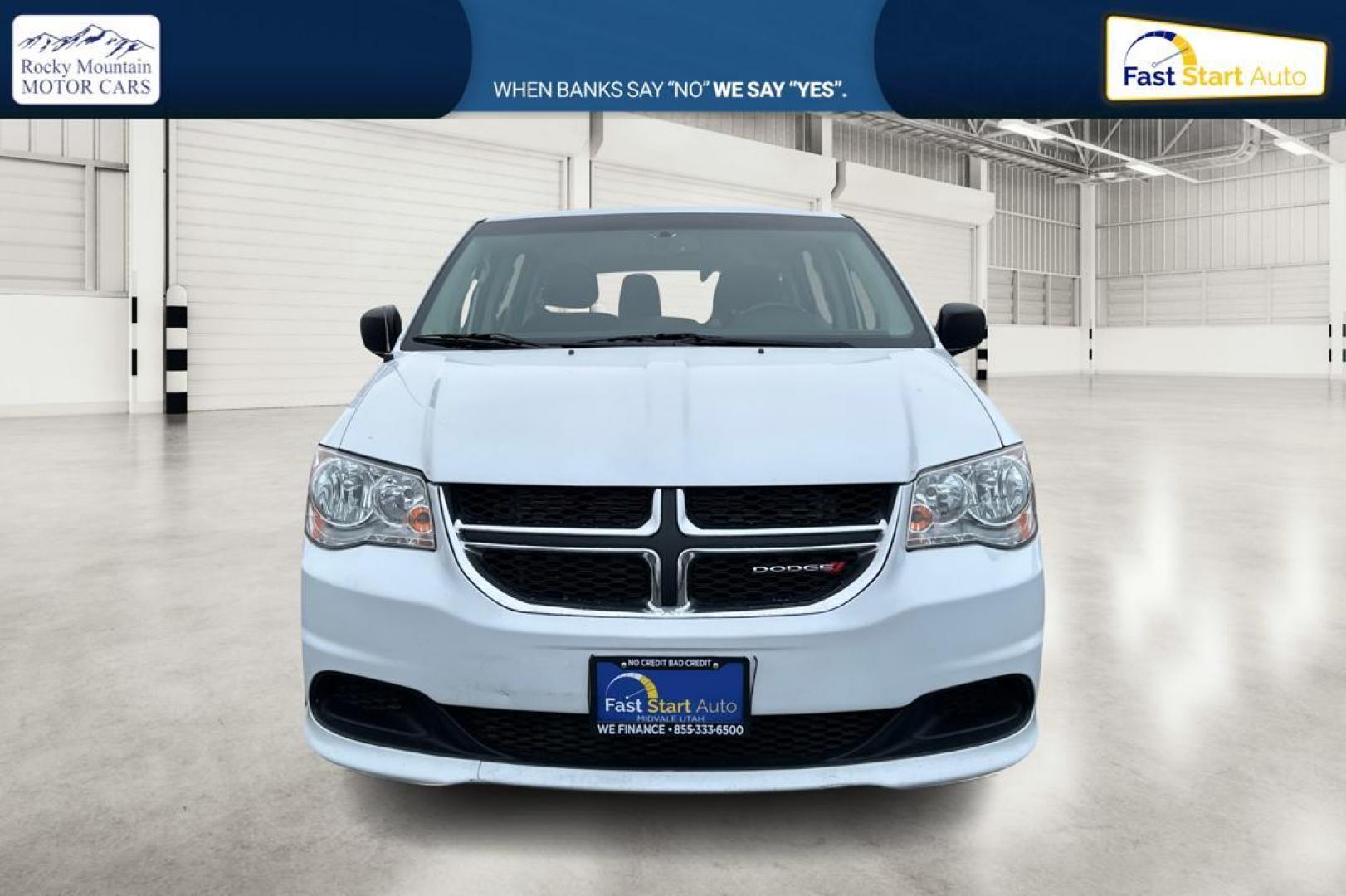 2016 White Dodge Grand Caravan SE (2C4RDGBGXGR) with an 3.6L V6 DOHC 24V engine, 6A transmission, located at 767 S State Road, Pleasant Grove, UT, 84062, (801) 785-1058, 40.354839, -111.736687 - Photo#9
