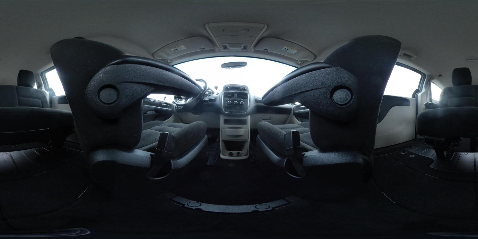 2016 White Dodge Grand Caravan SE (2C4RDGBGXGR) with an 3.6L V6 DOHC 24V engine, 6A transmission, located at 767 S State Road, Pleasant Grove, UT, 84062, (801) 785-1058, 40.354839, -111.736687 - Photo#20